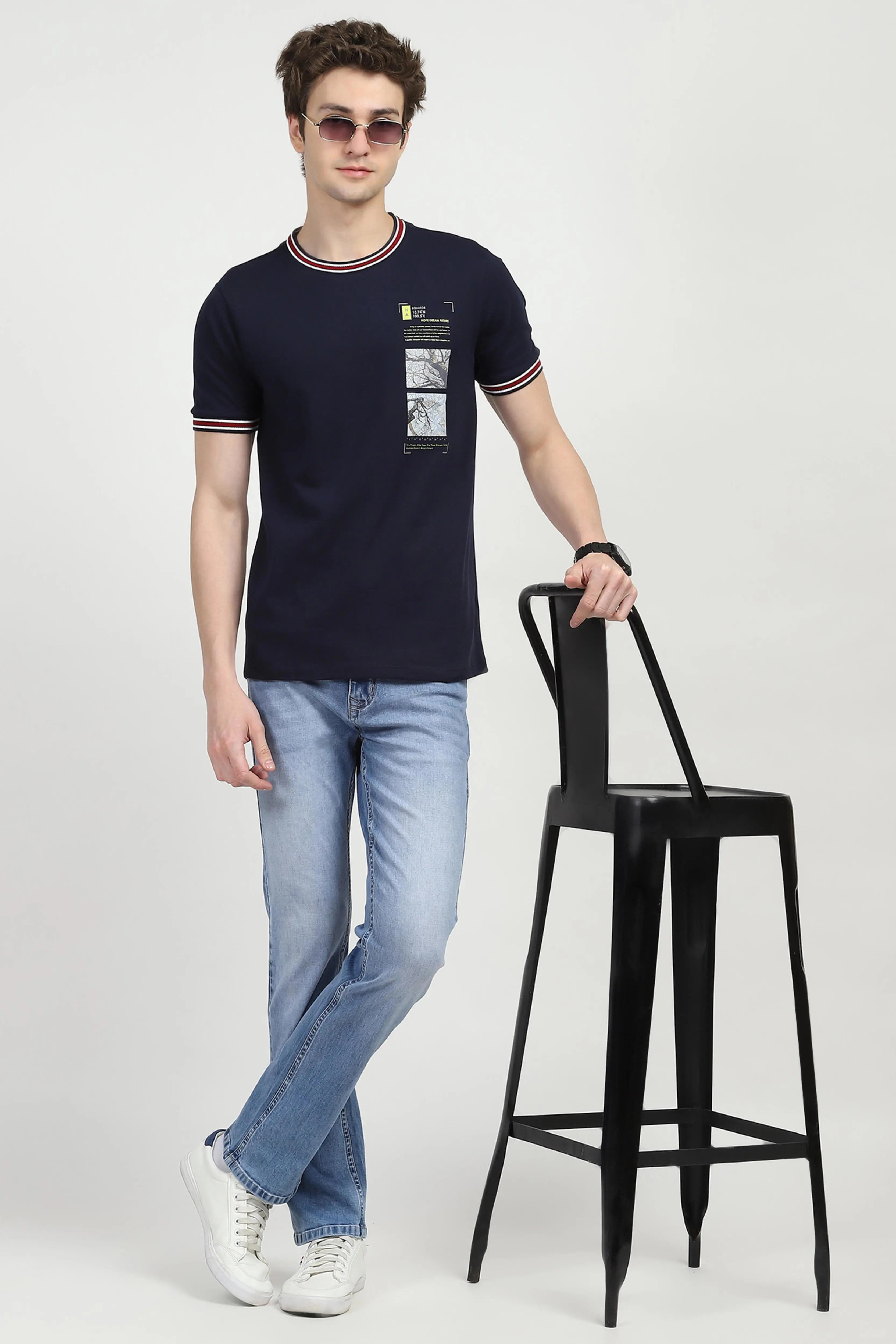 Navy Graphic Print T-shirt - Global Republic