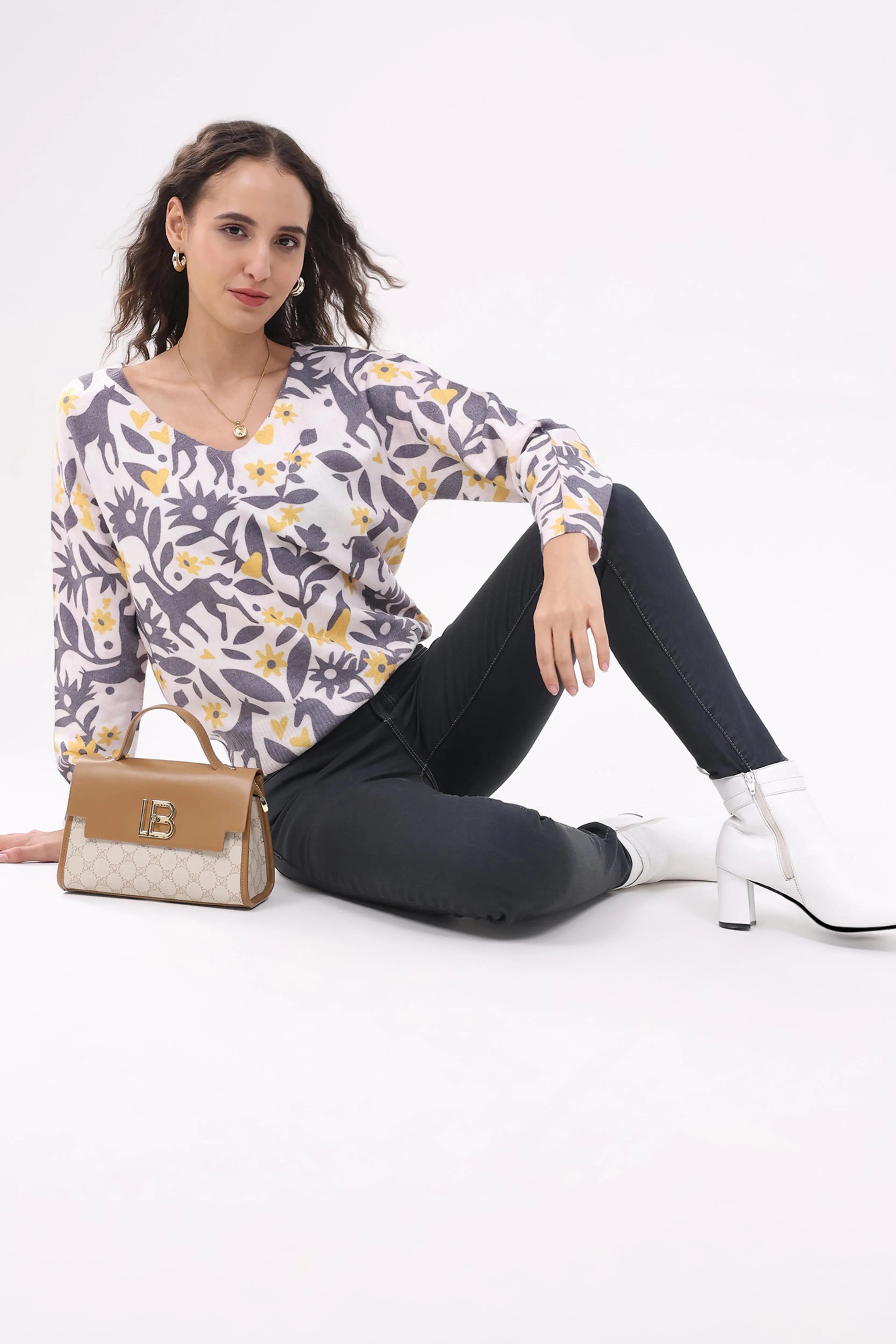 Off-White Floral Winter Pullover - Global Republic