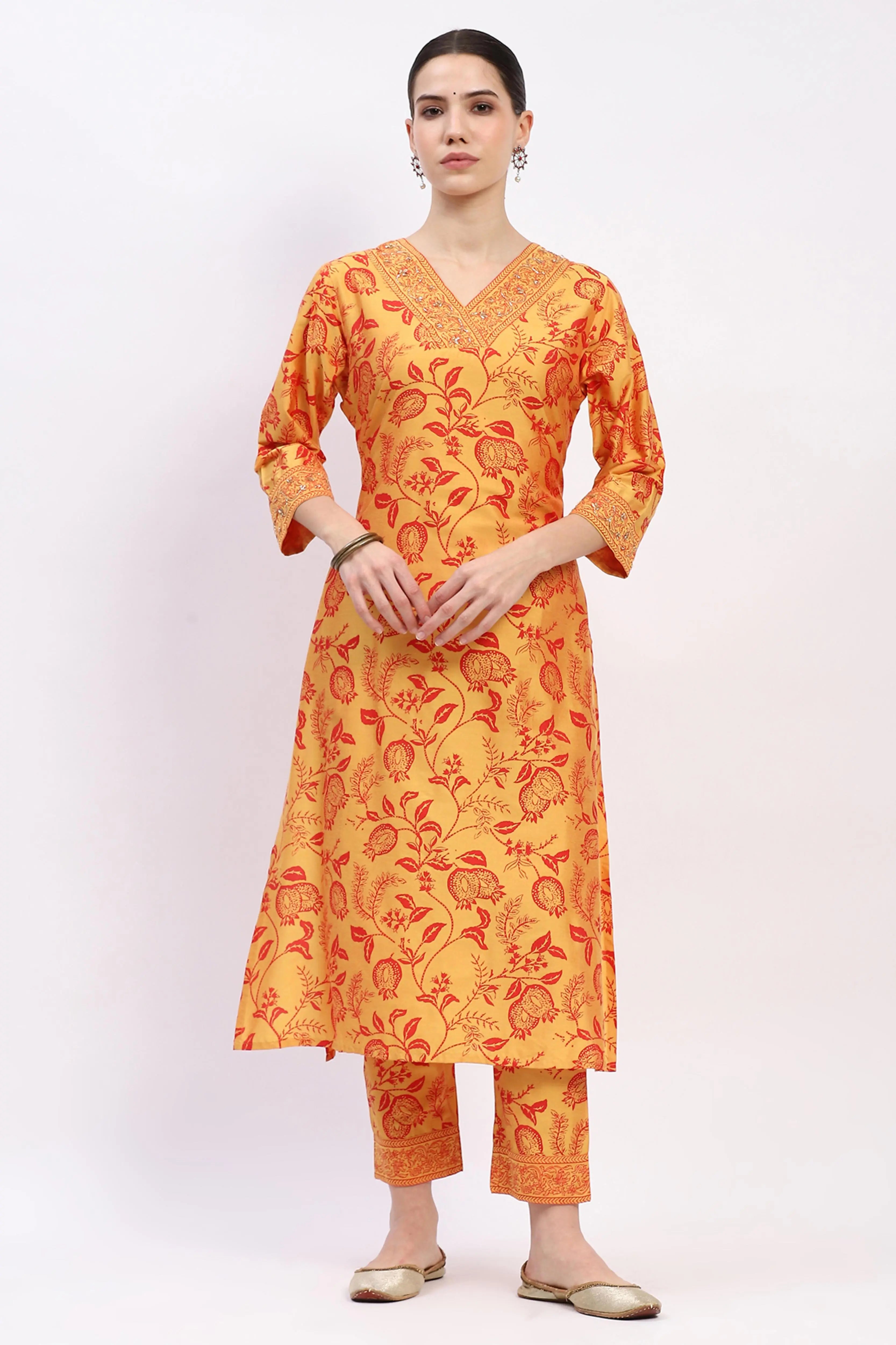 Muslin Embellished Kurta Set - Global Republic