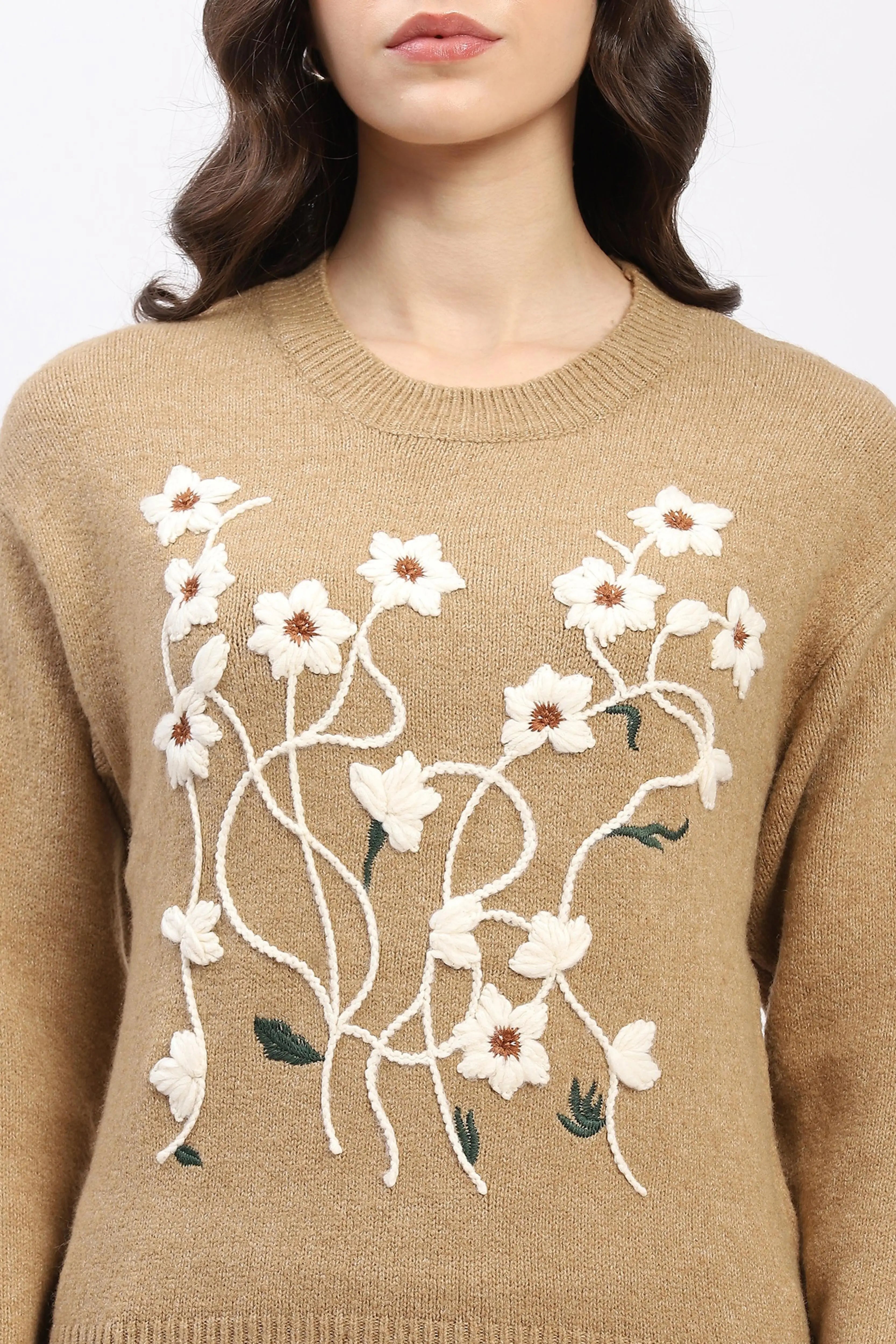 Floral Embroidered Pullover - Global Republic