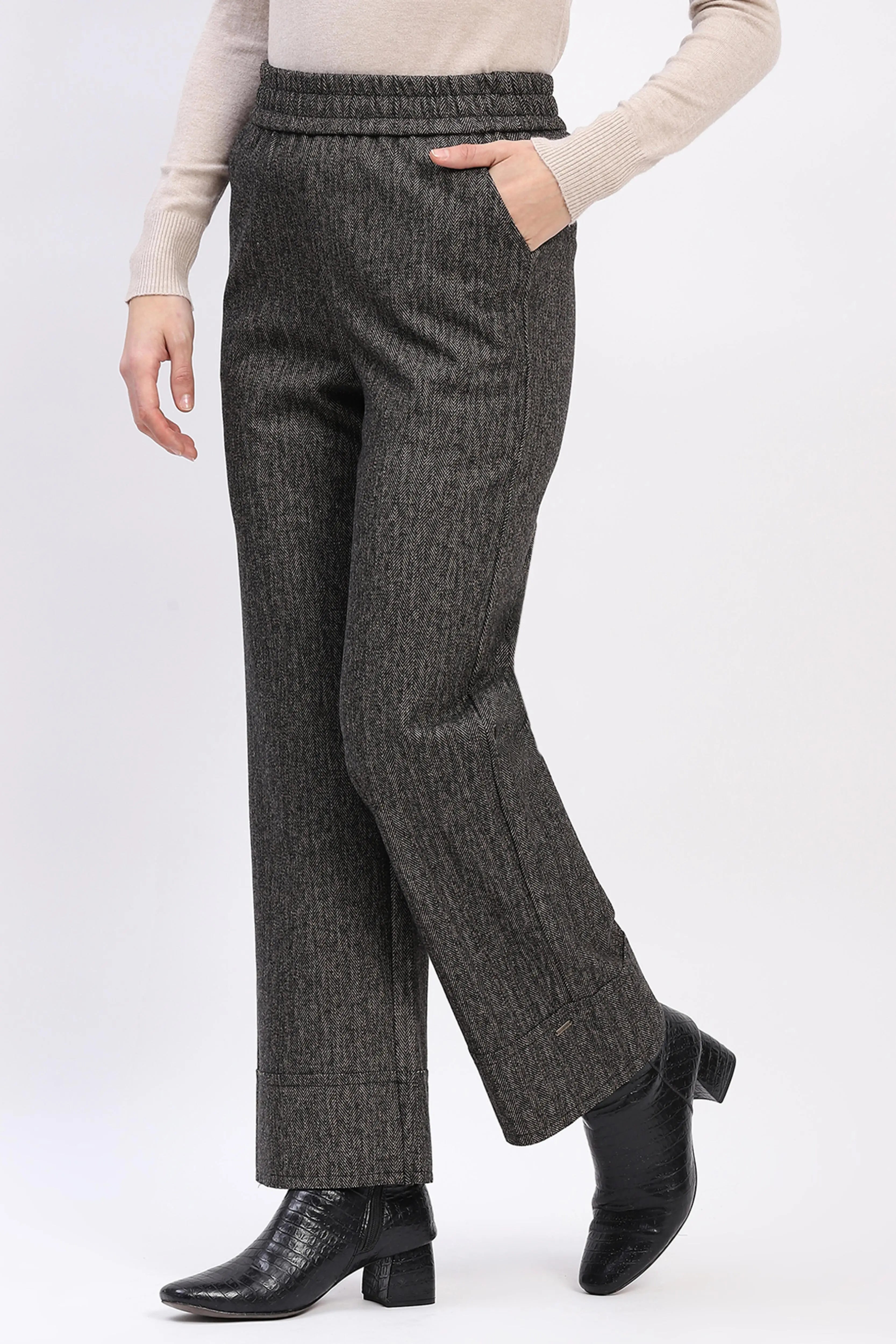 Pinstripe Chevron Winter Lower - Global Republic