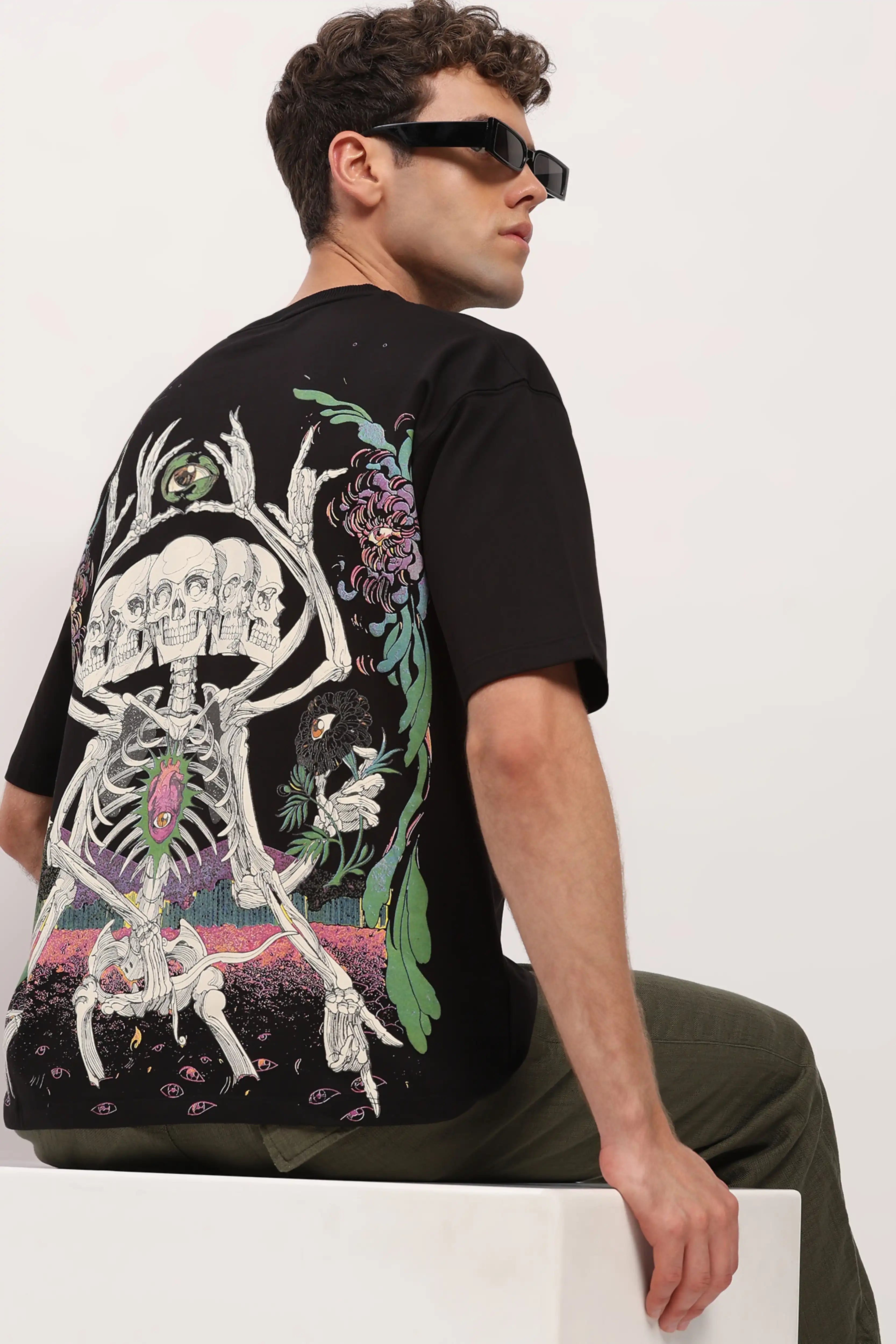 Black Oversized Typography T-shirt