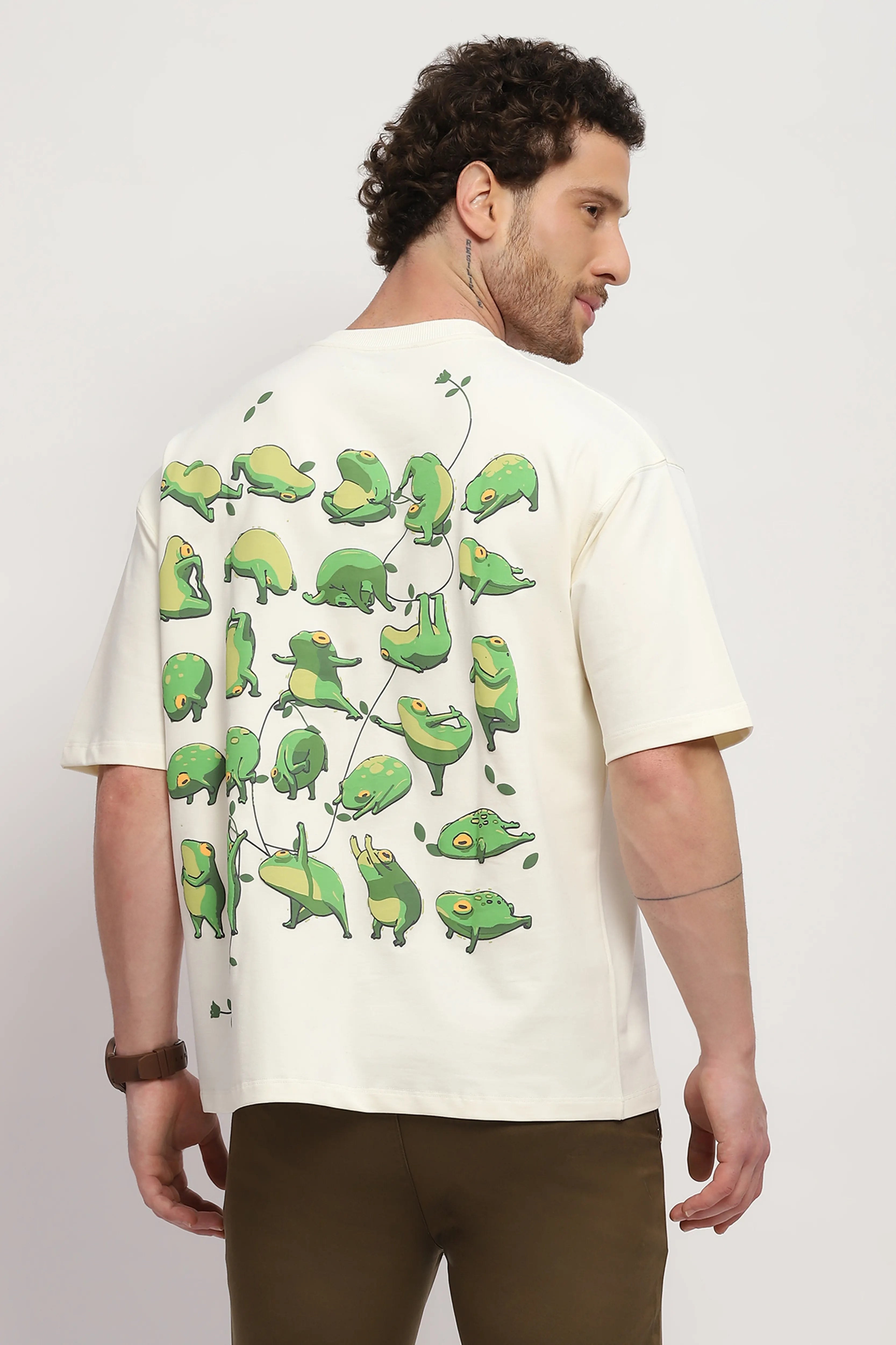 Playful Frog Print Oversized T-Shirt
