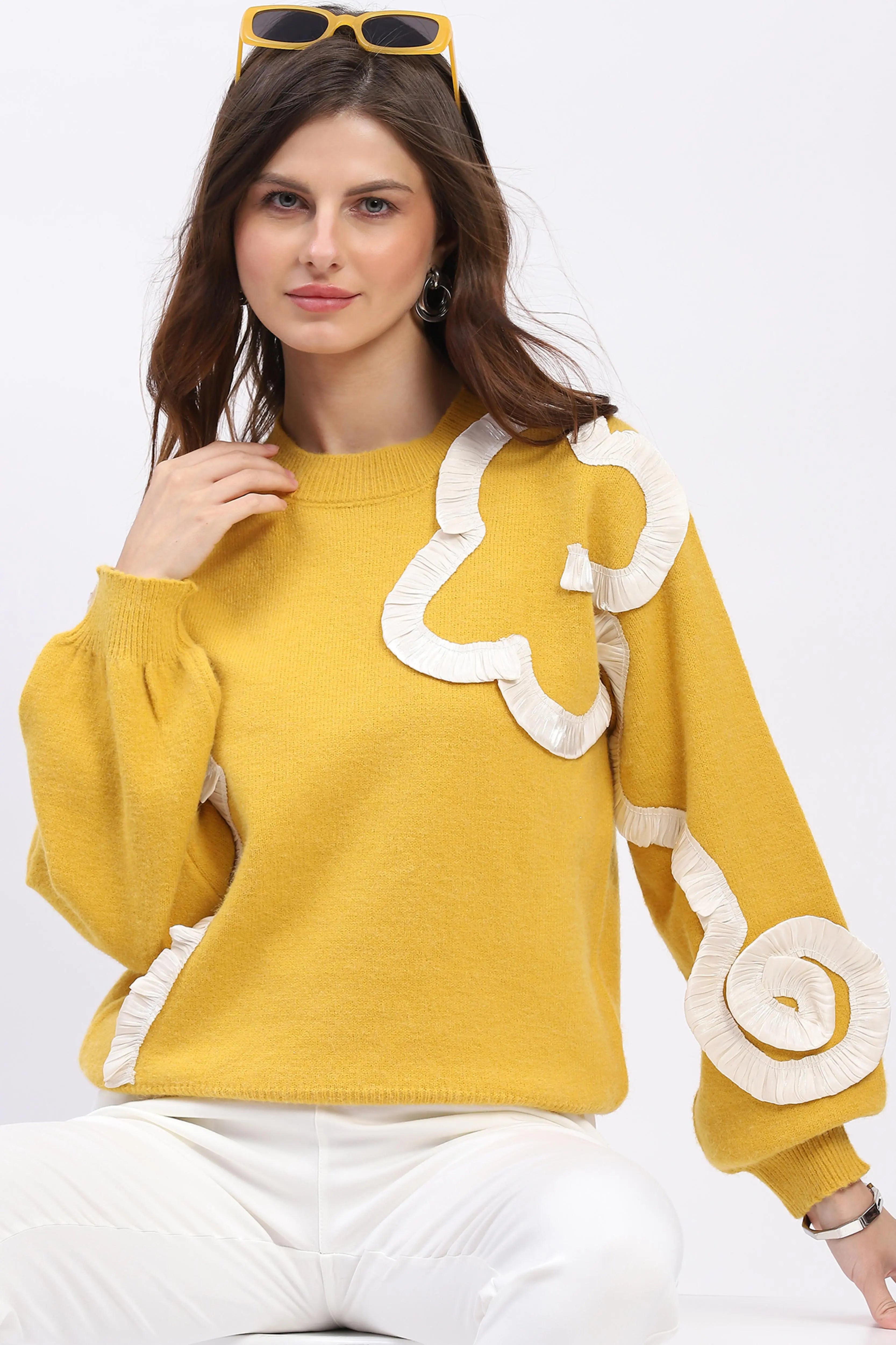 Ribbon Floral Embellished Pullover - Global Republic
