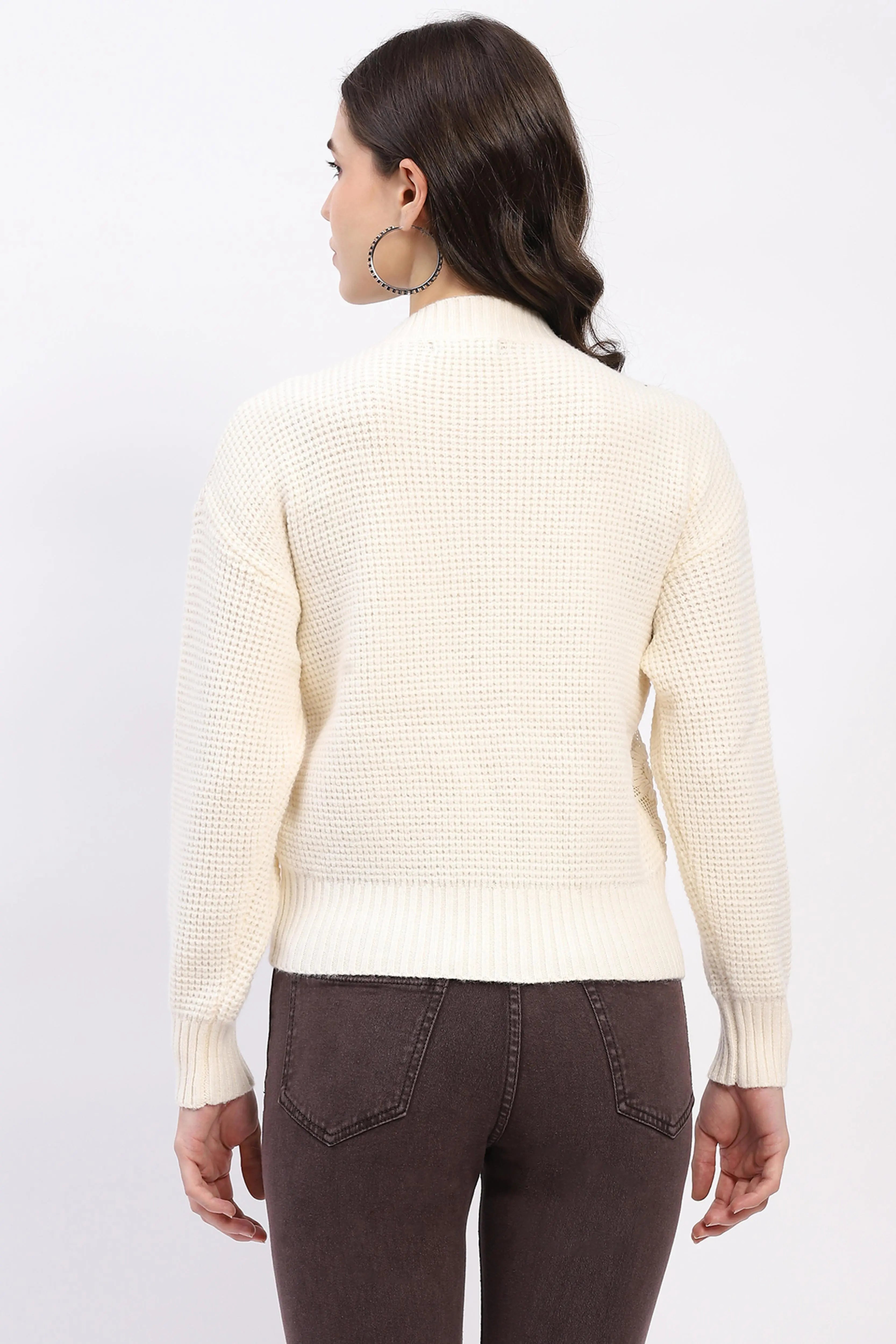 Classic Embroidered Pullover - Global Republic