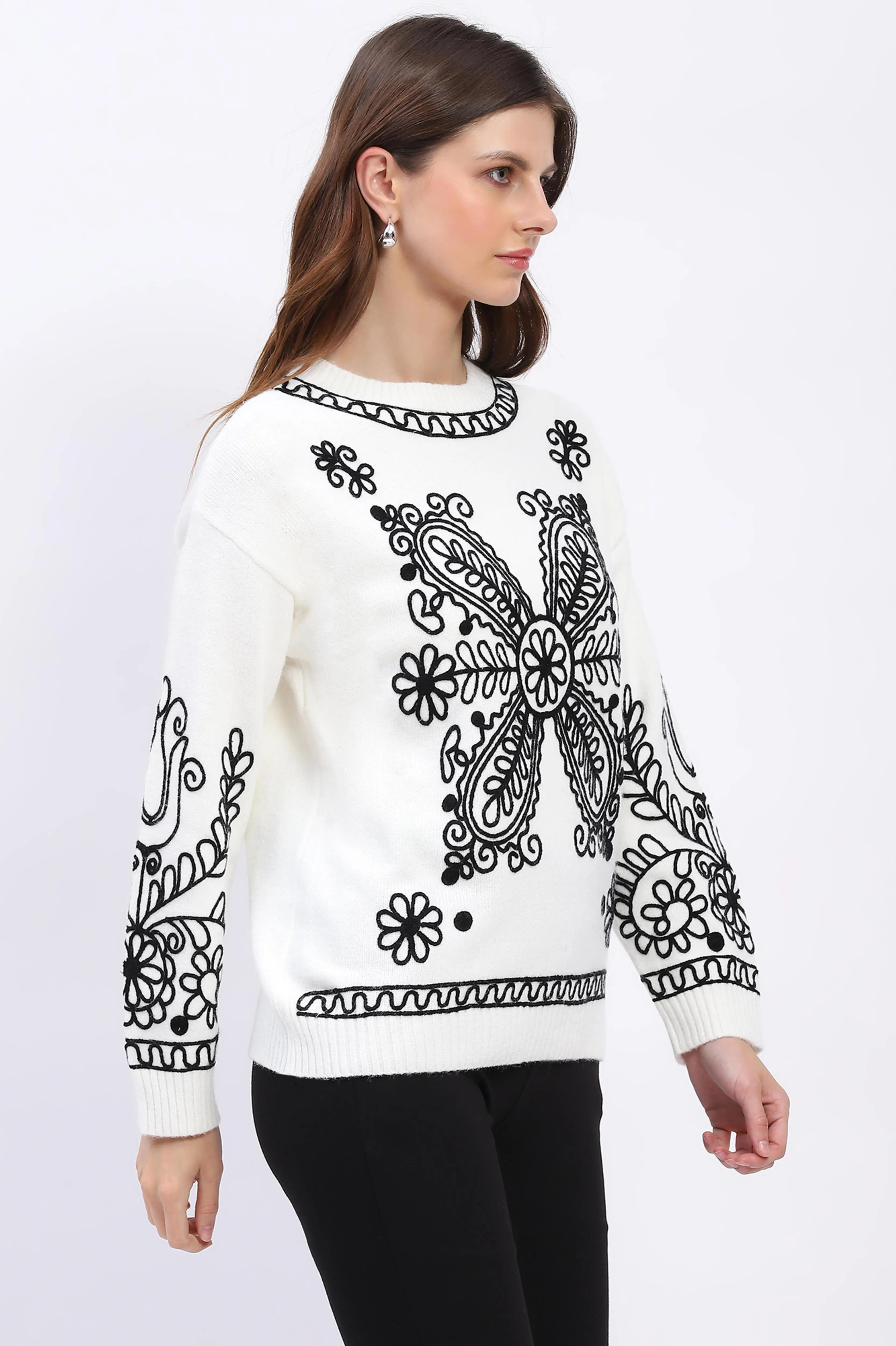 Floral Embroidered Pullover - Global Republic