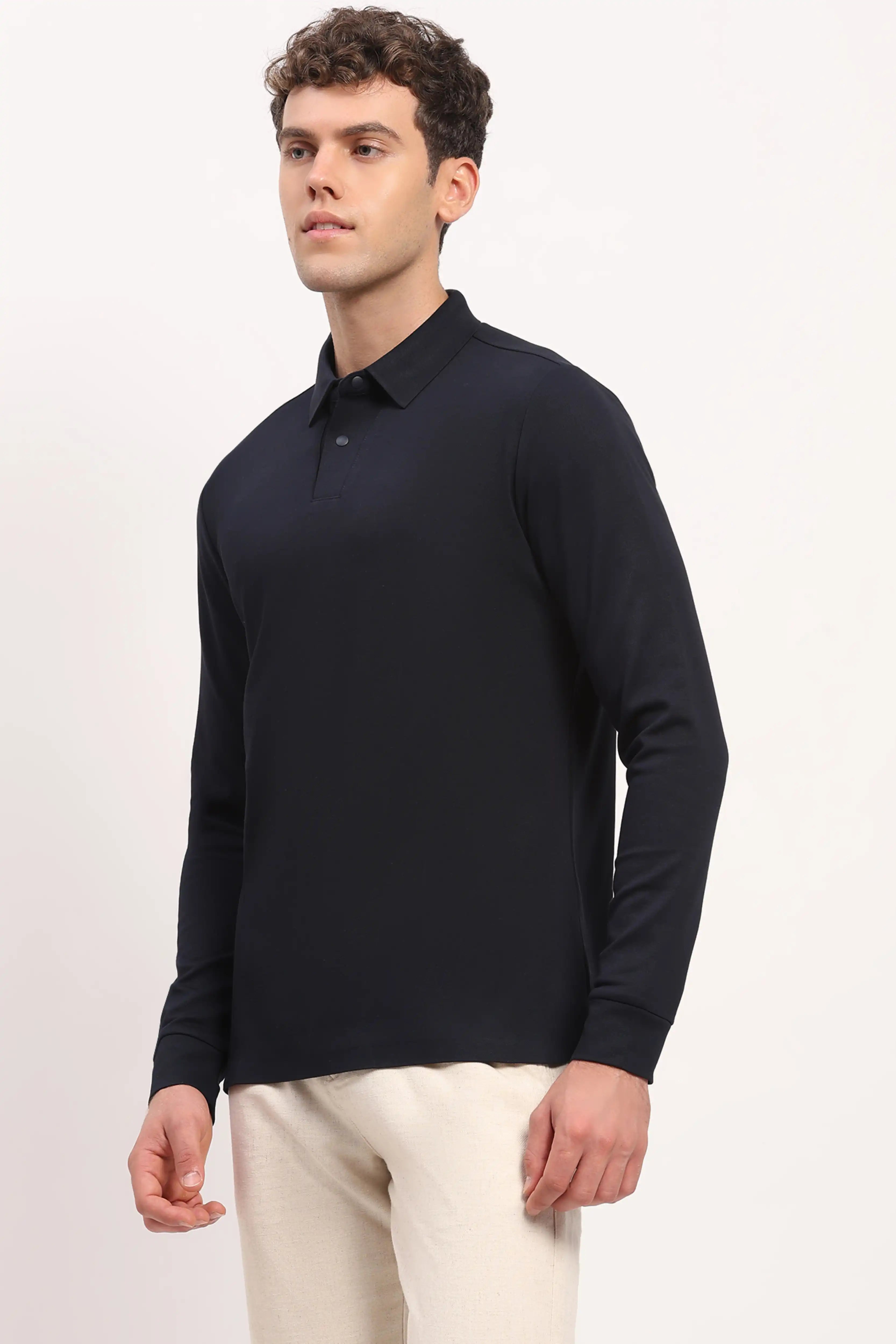 Navy Blue Solid T-Shirt - Global Republic