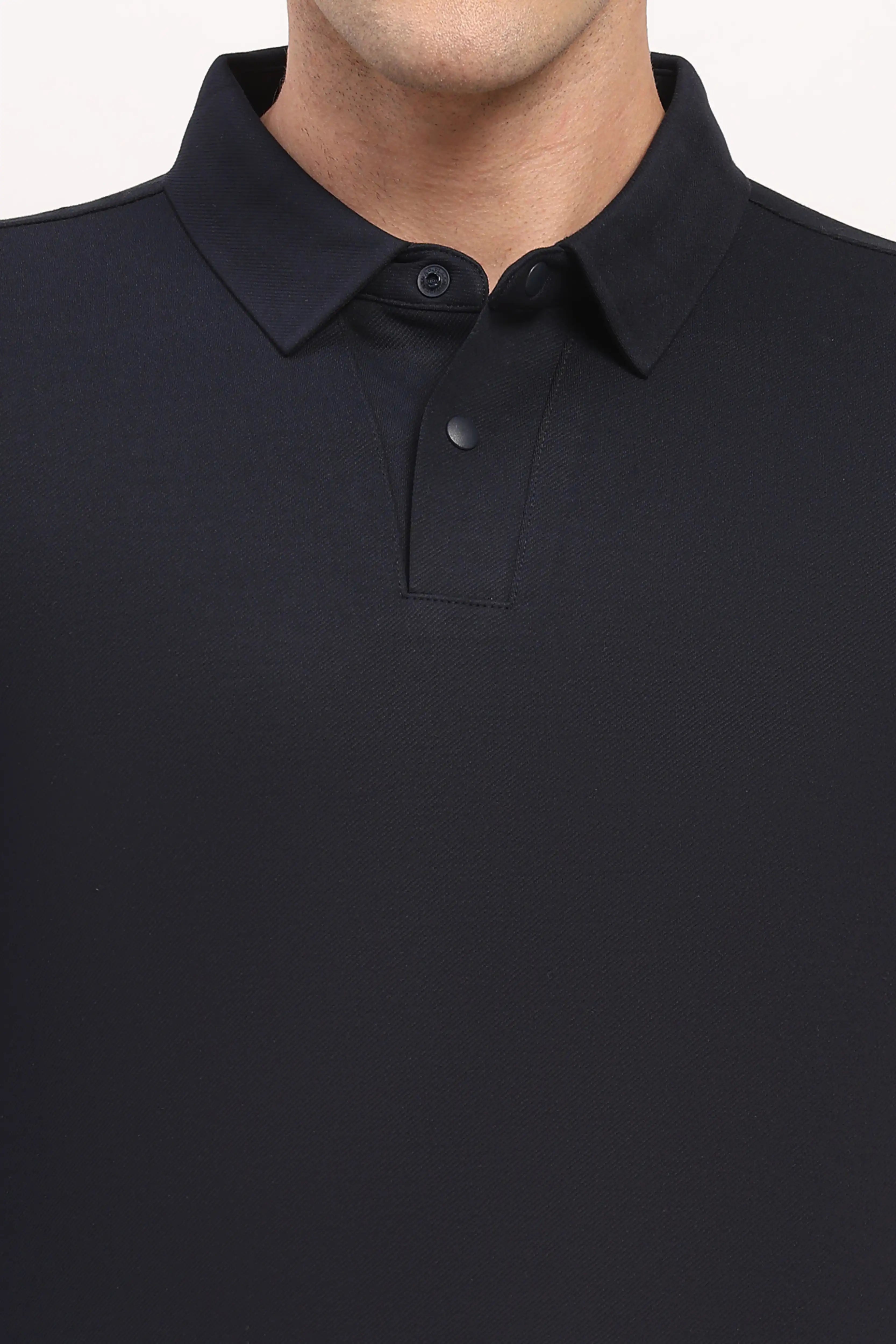 Navy Blue Solid T-Shirt - Global Republic