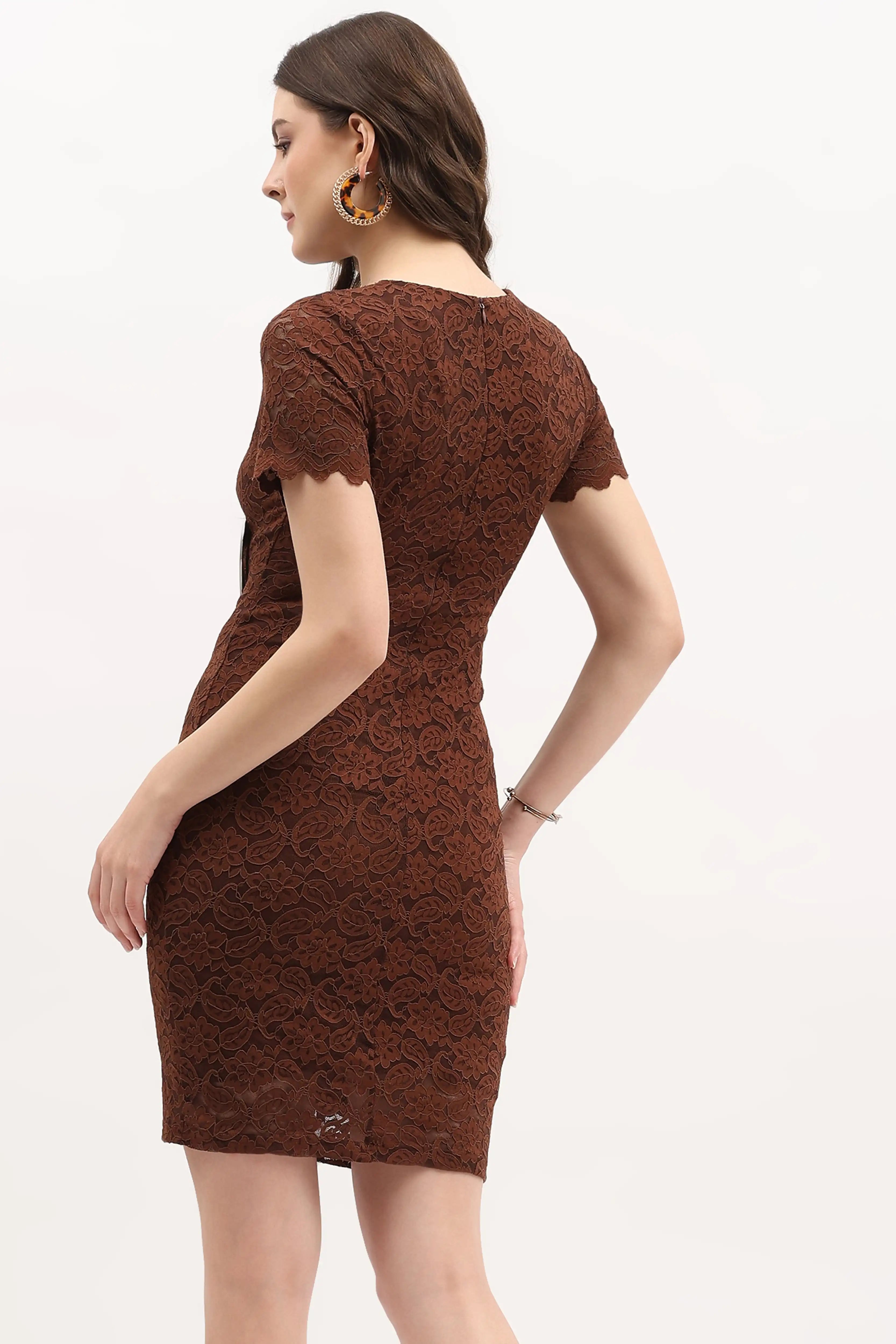 Floral Lace Slim Fit Dress