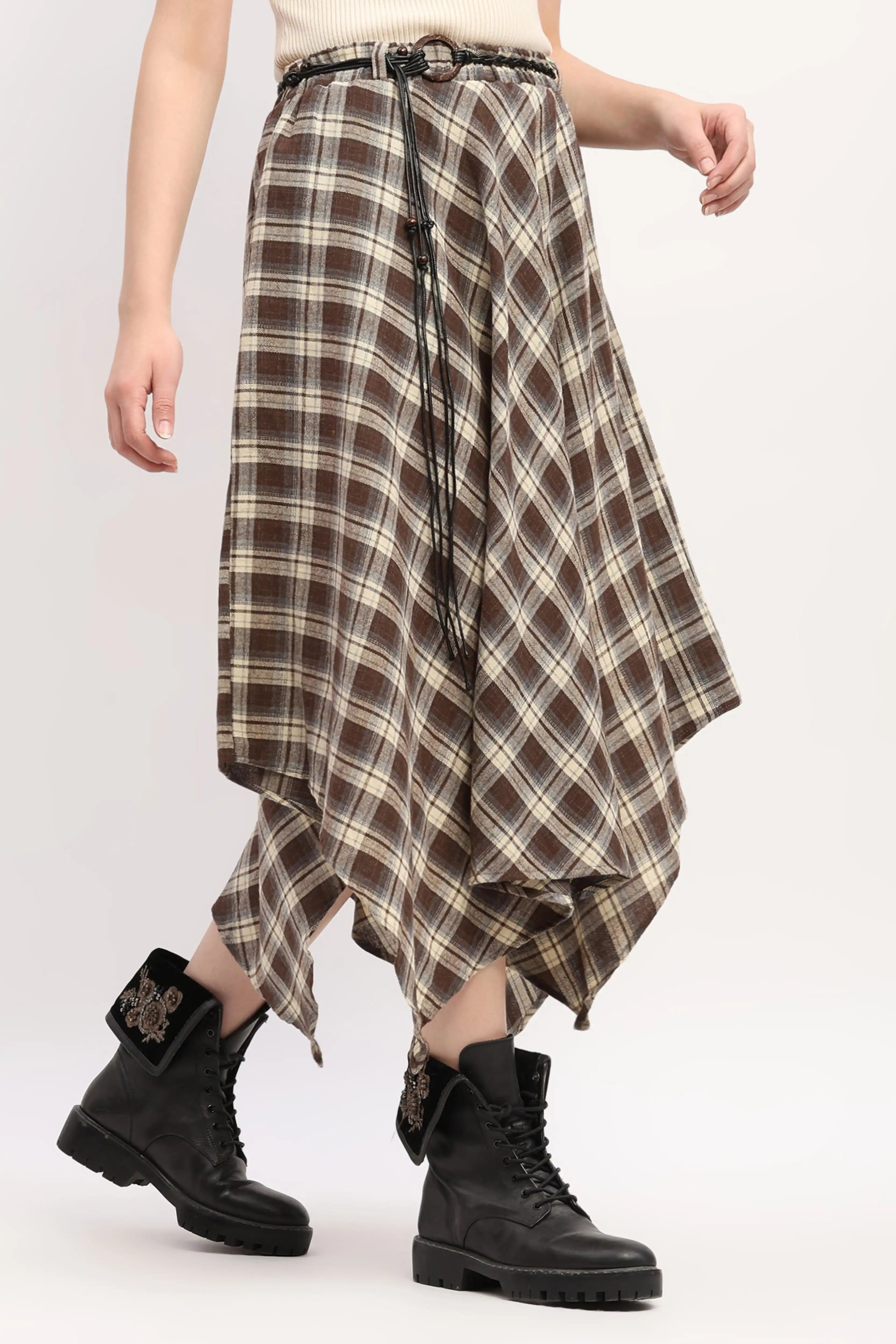 Chic Checked Asymmetric Flared Skirt
