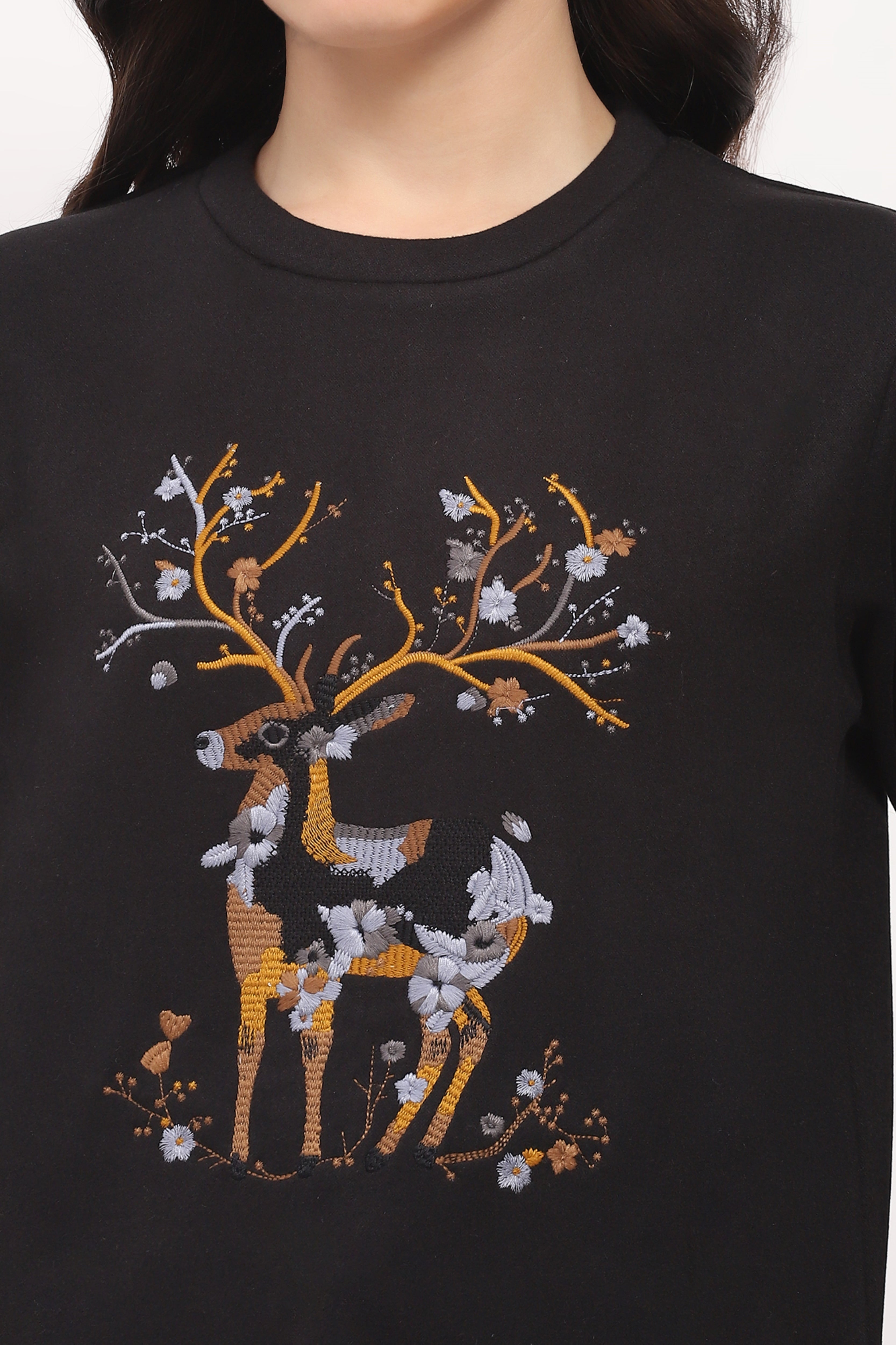 Deer Embroidered Sweatshirt