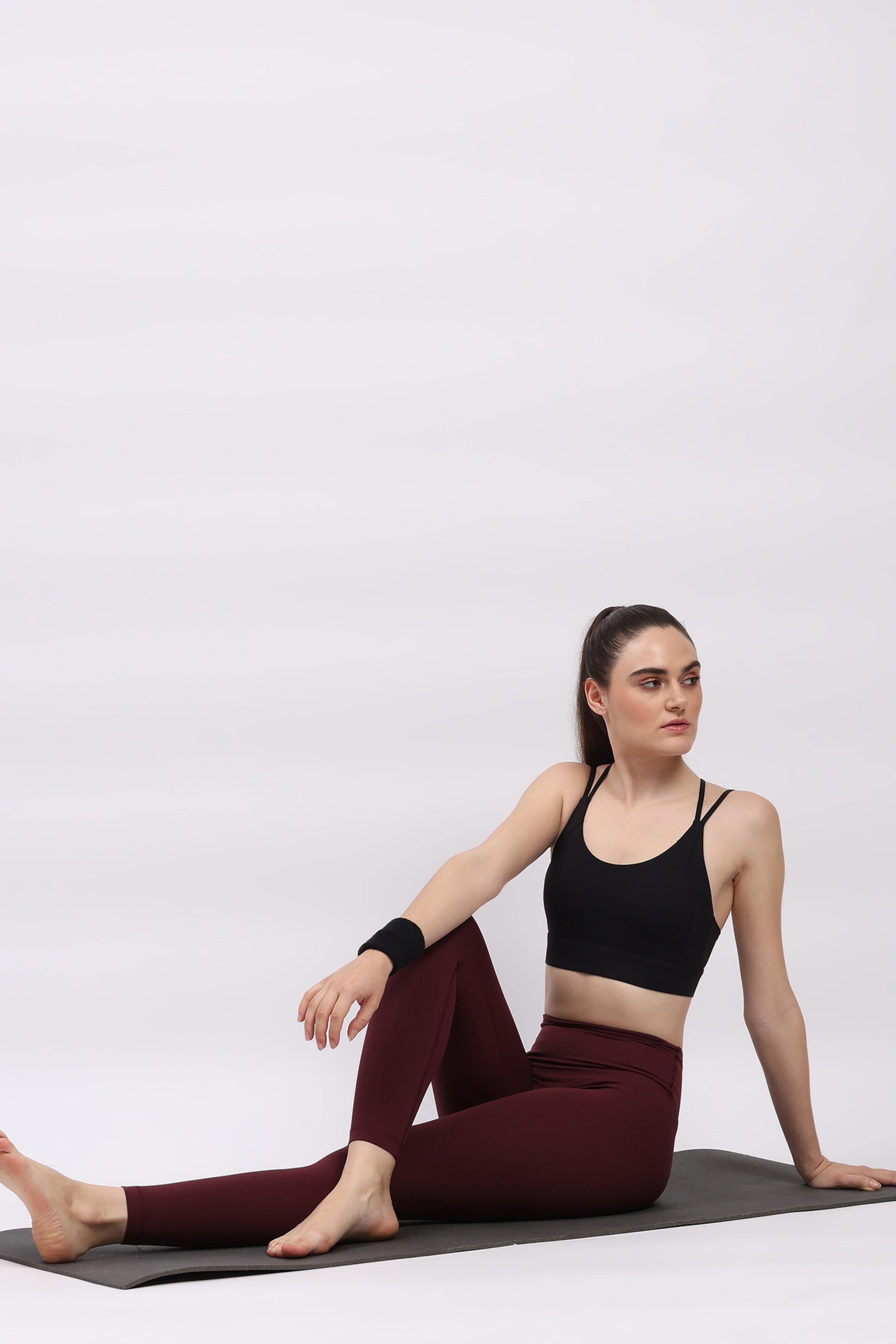 Black Criss-Cross Back Sports Bra