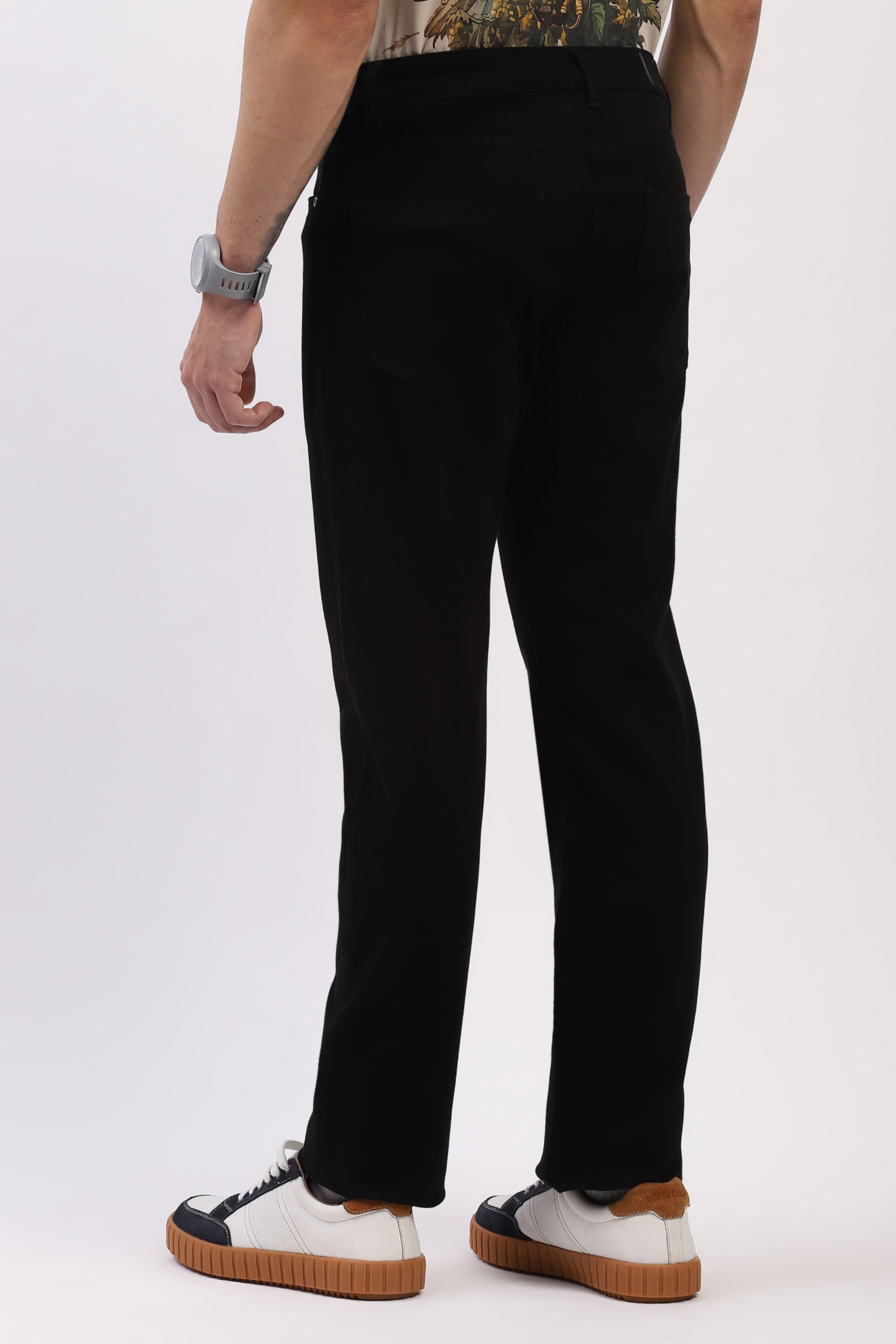 Black Straight Fit Basic Jeans