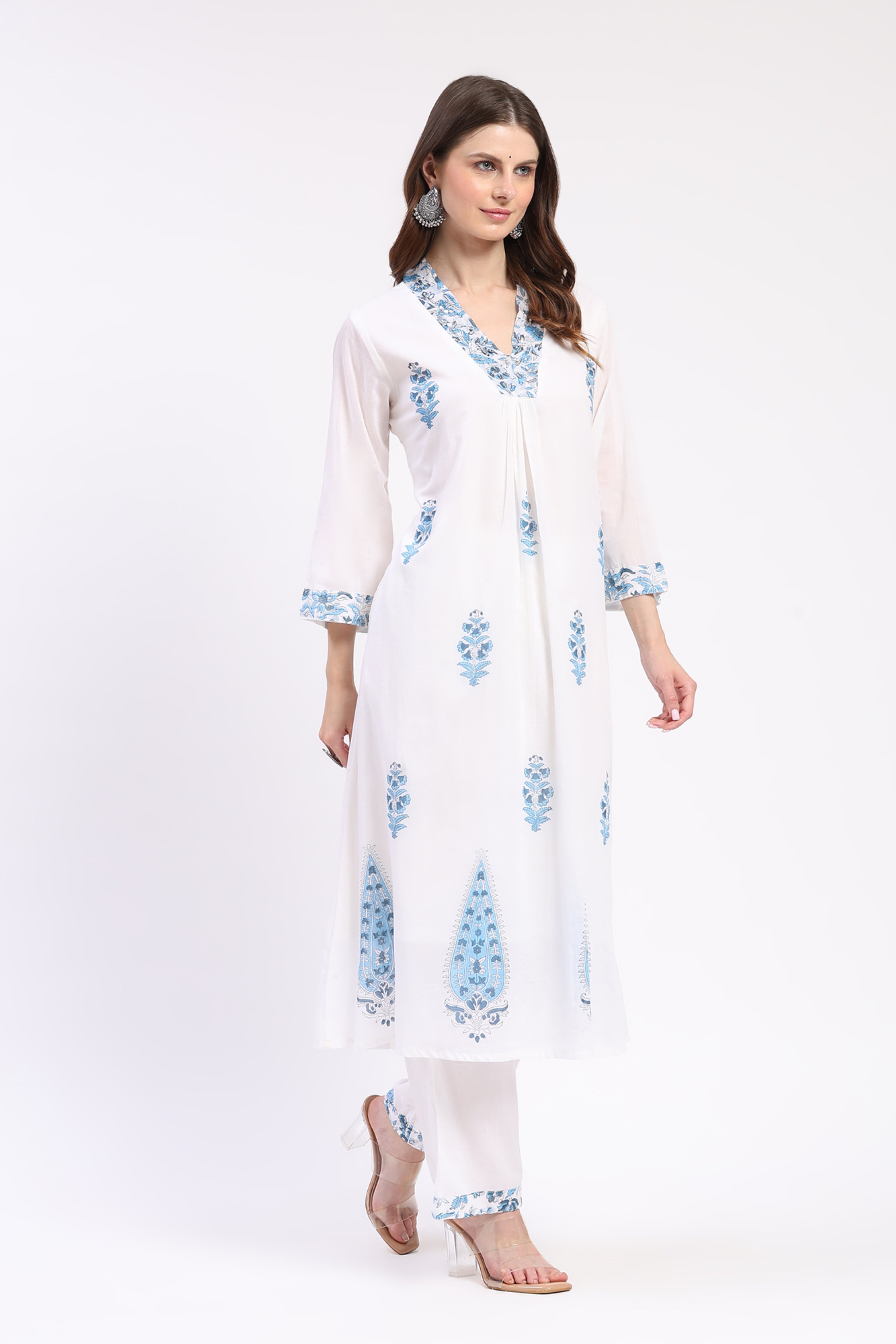 Elegant Summer White Floral Suit Set