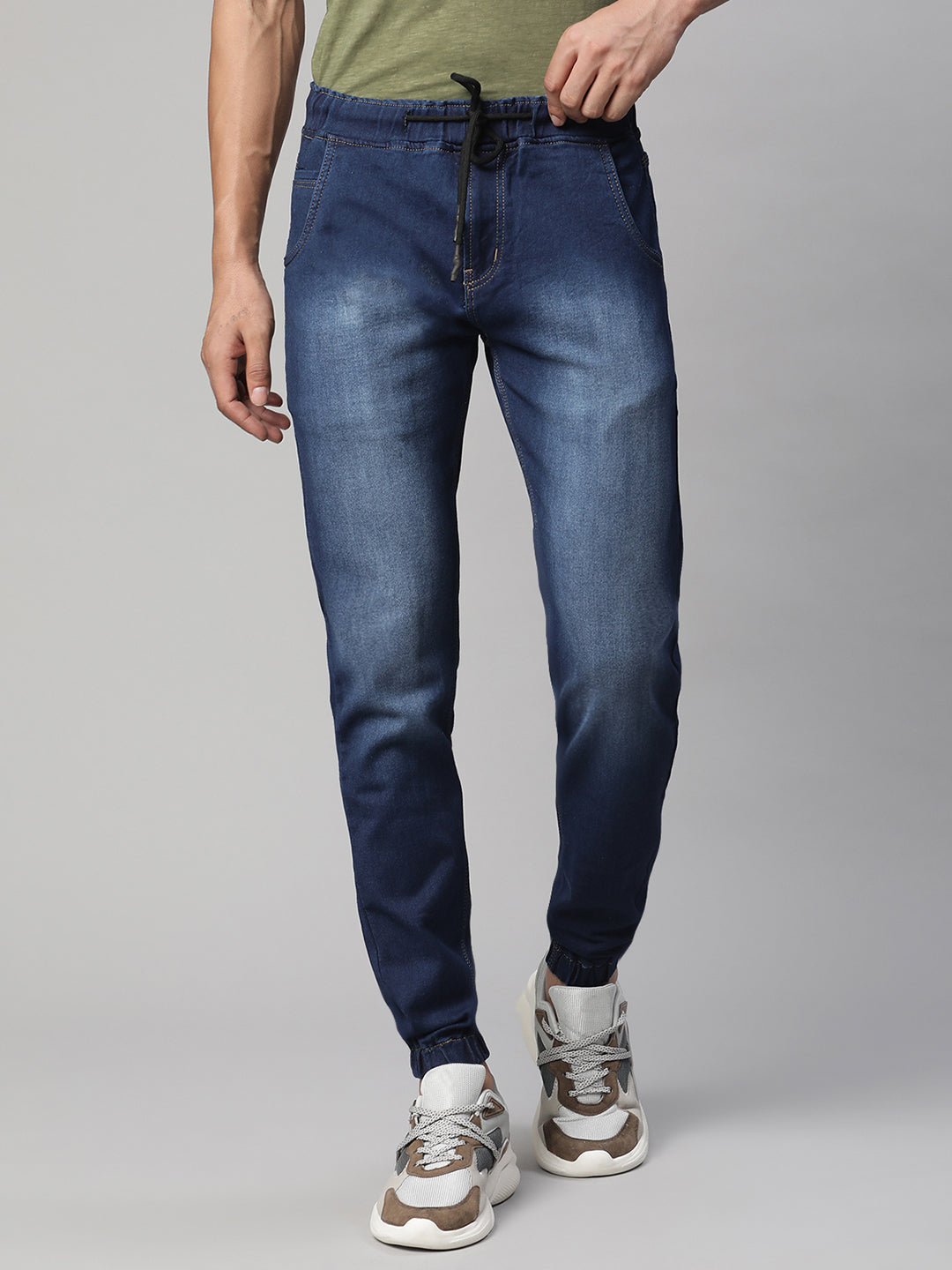 Men Blue Faded Solid Cotton Jogger - Global Republic