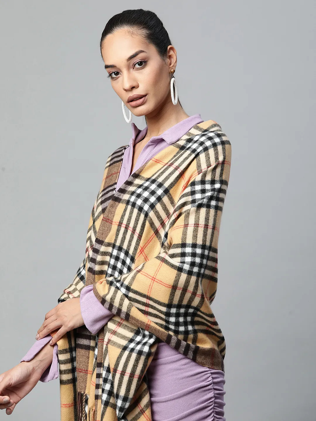 Women Checkered Beige Stole