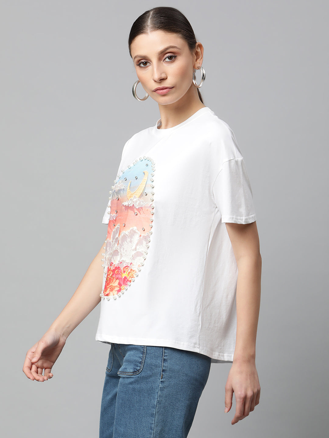Women White Regular Fit Embellished T-Shirt - Global Republic