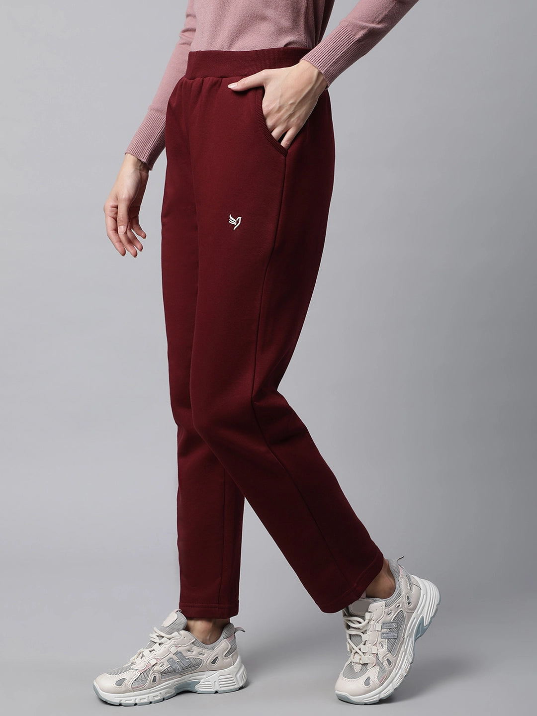 wine logo straight leg mid rise lower