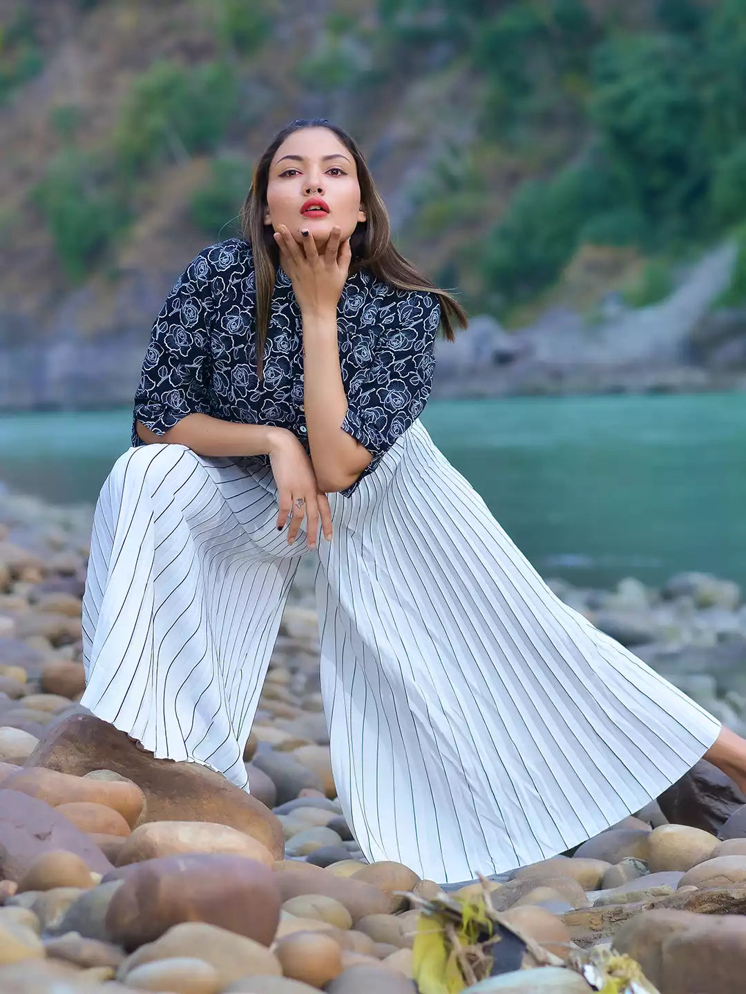 Top for white palazzo pants on sale