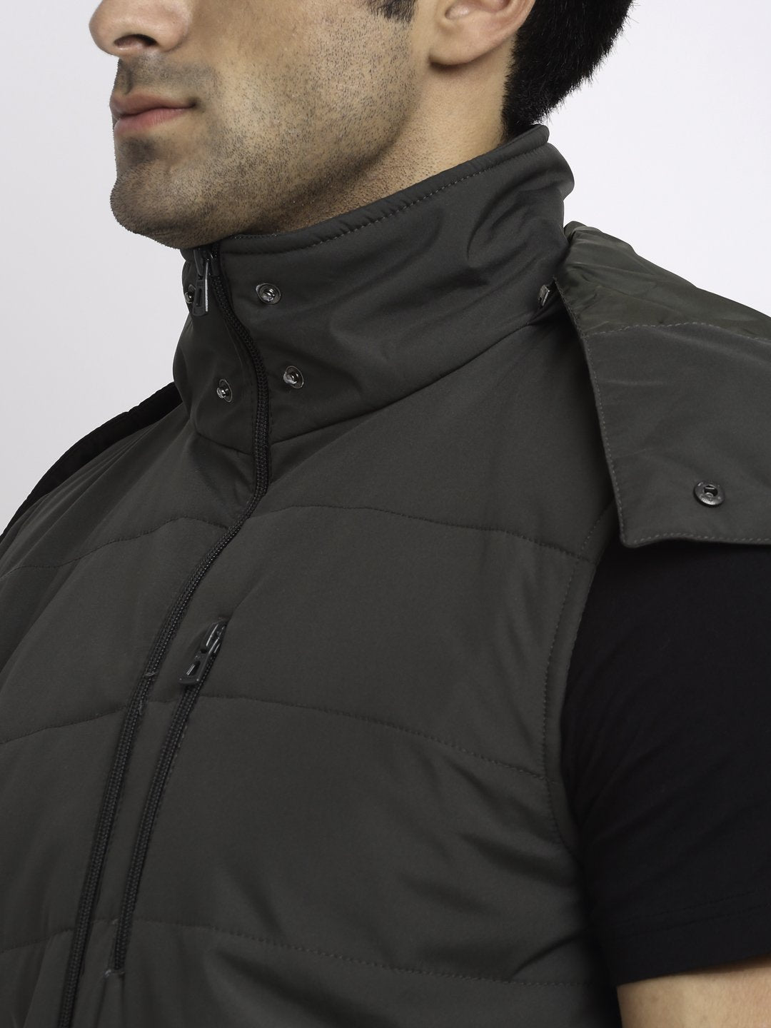 Men Olive Hooded Solid Jacket - Global Republic
