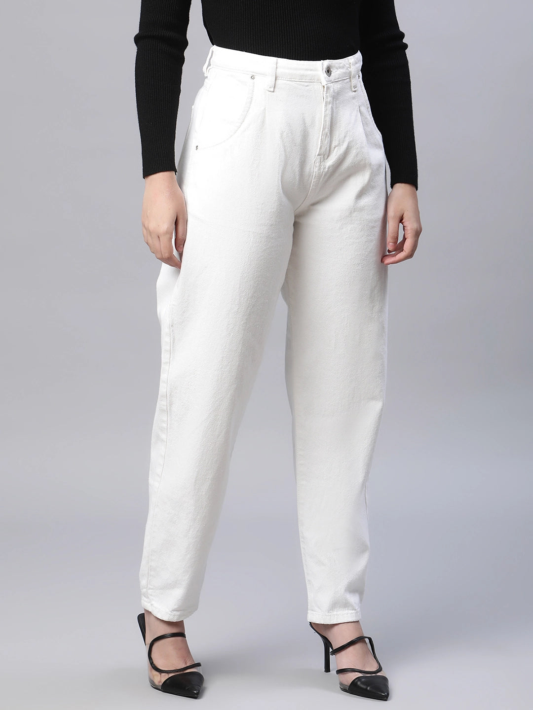 Women White Solid High Rise Mom Fit Jeans