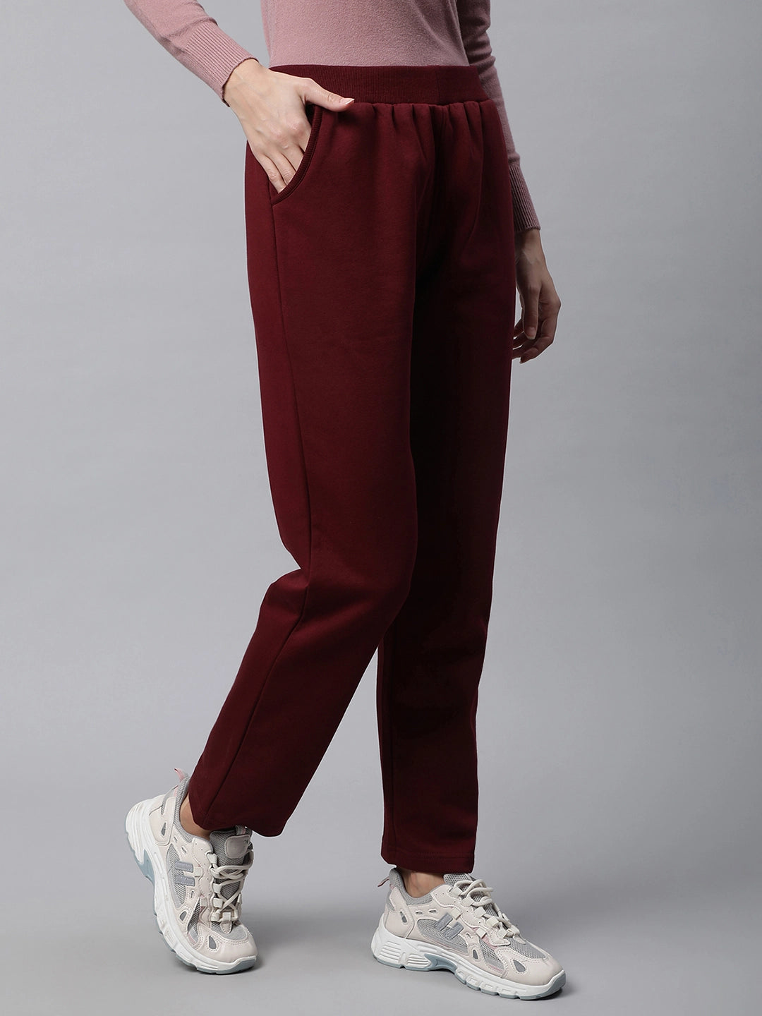 wine logo straight leg mid rise lower