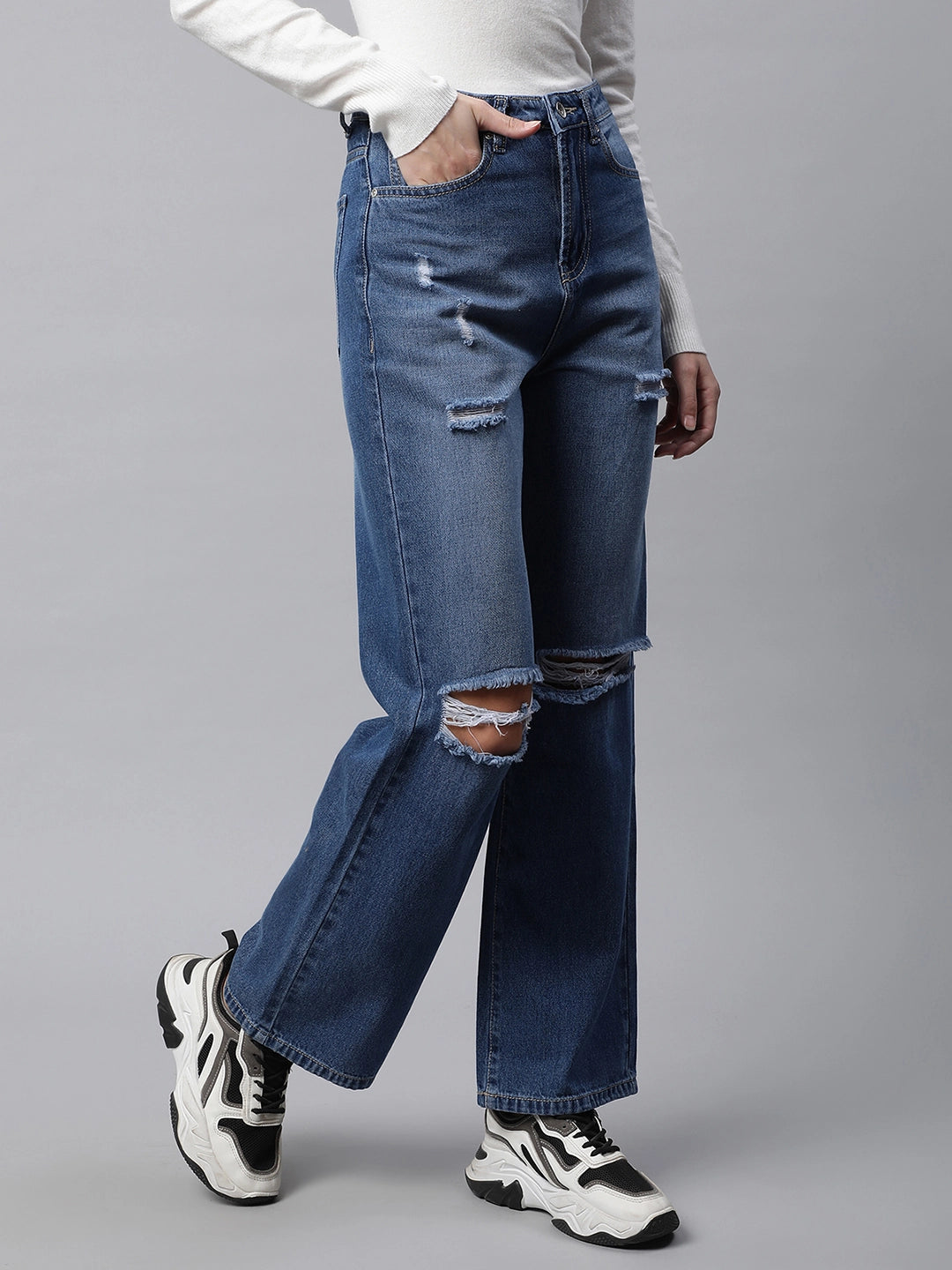 Distressed Knee Straight Leg Jeans - Global Republic