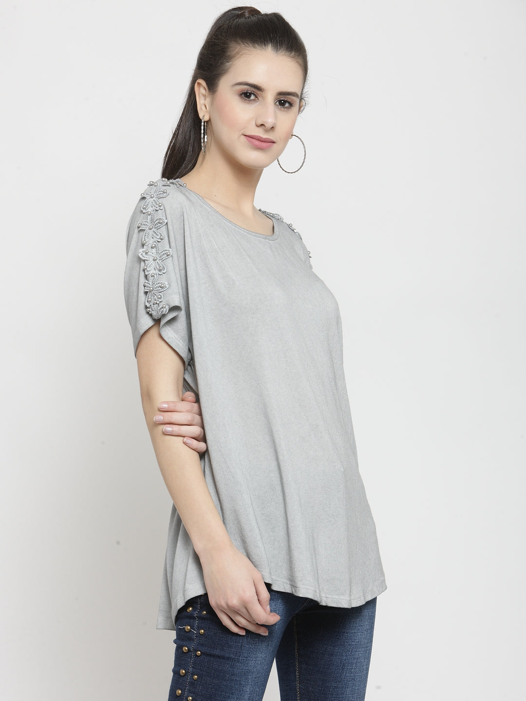 Women Grey Solid Round Neck Regular Fit T-Shirts