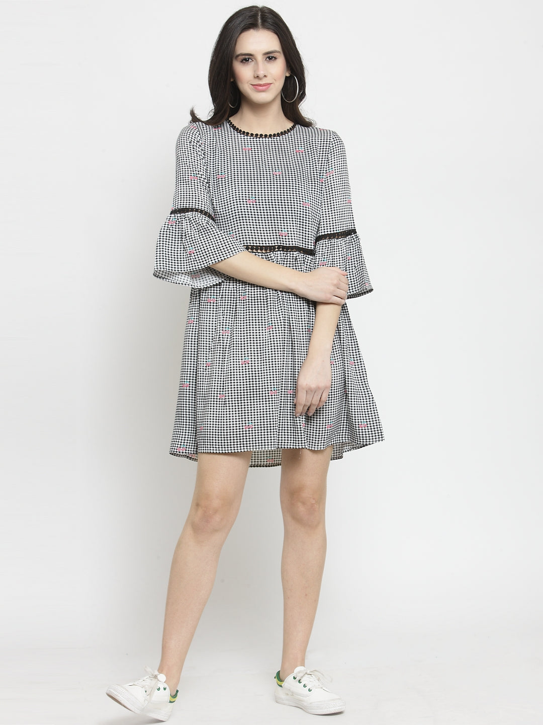 Women Black Checked Round Neck Shift Dress