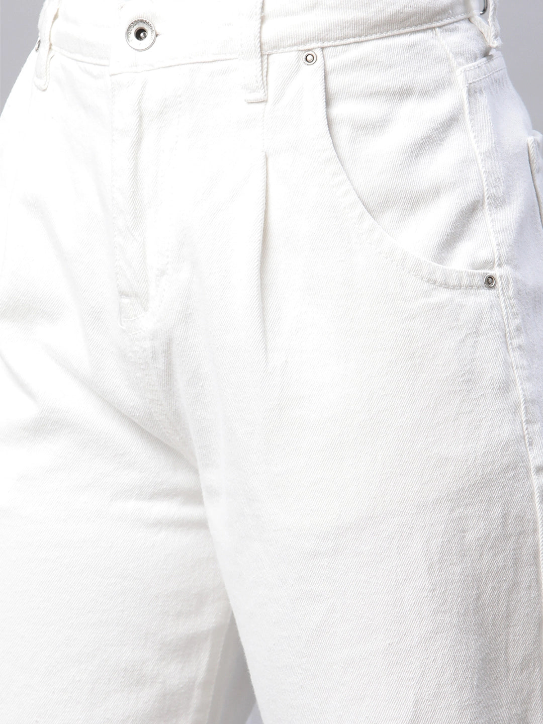 White Solid Loose Fit Jeans - Global Republic
