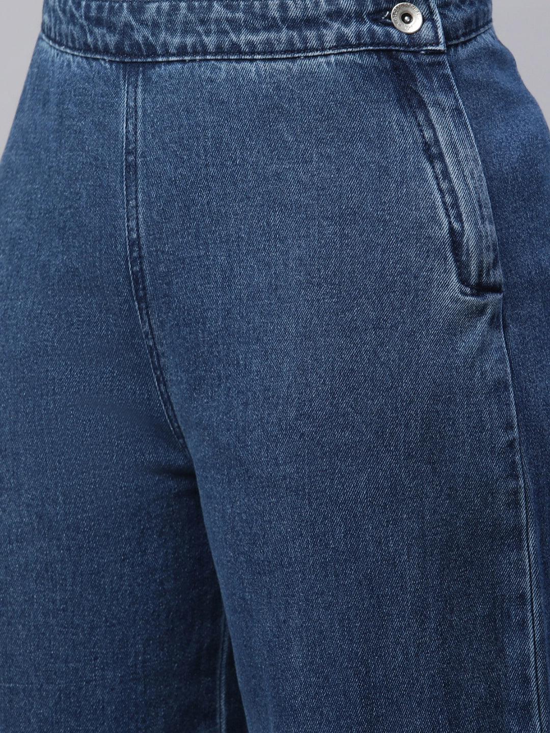 women blue denim jeans