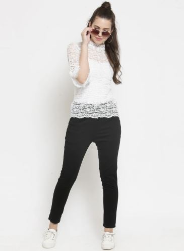 Plain Black Mid-Rise Jegging