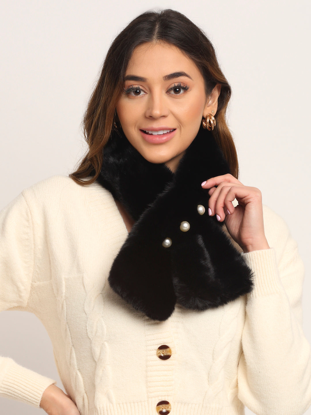 Women Black Solid Stole
