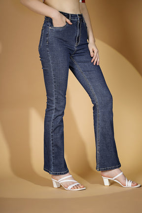 Women Blue Skin Fit Flared Leg Stretchable Jeans