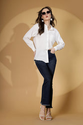 Women Tint Blue Flared Fit Denim Jeans