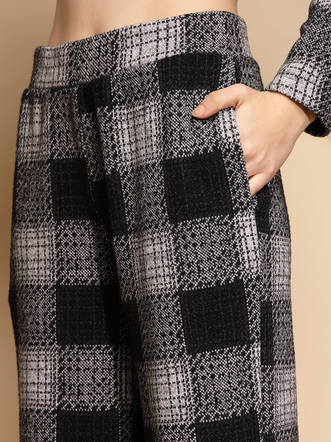 Women Black Checkered Turtle Neck Full Sleeve Loose fit Co-ord Set