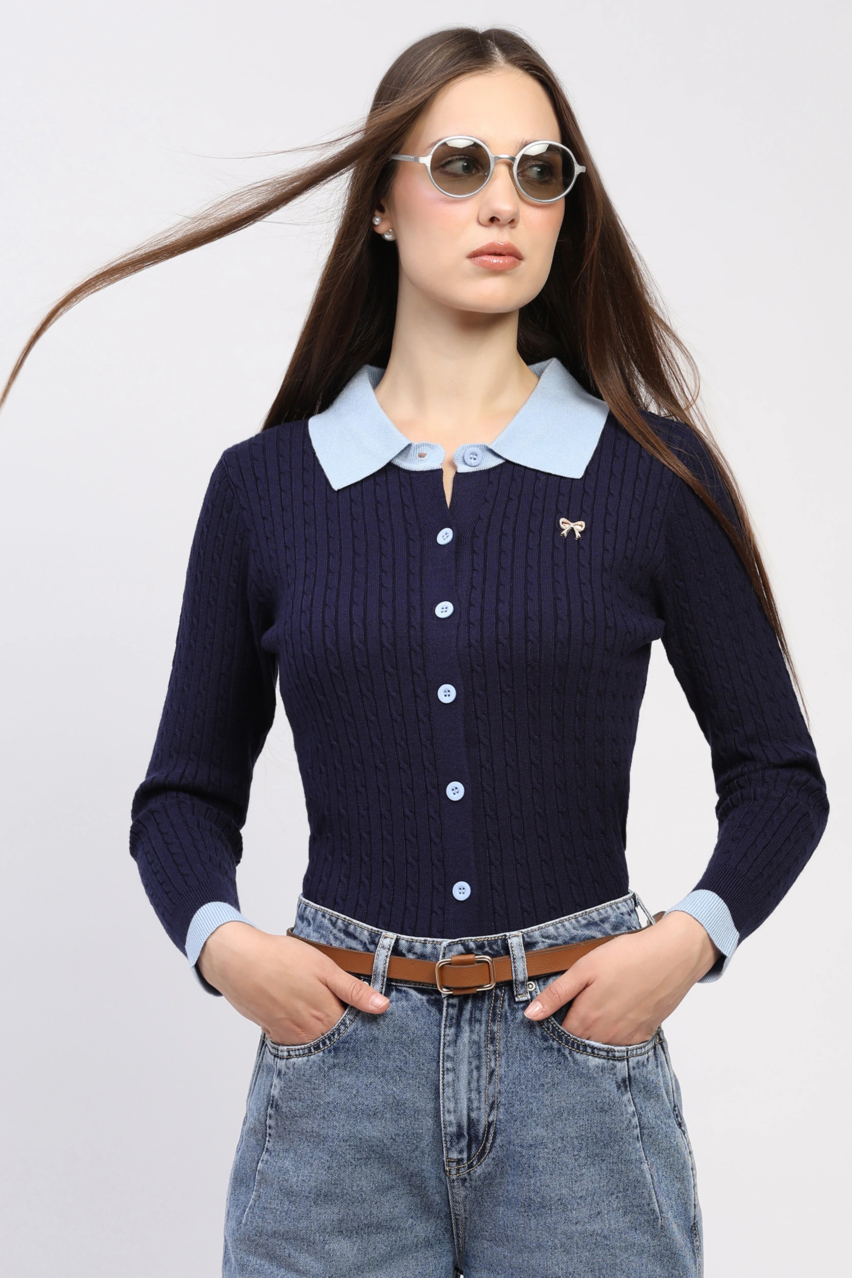 Navy Contrast Collar Pullover