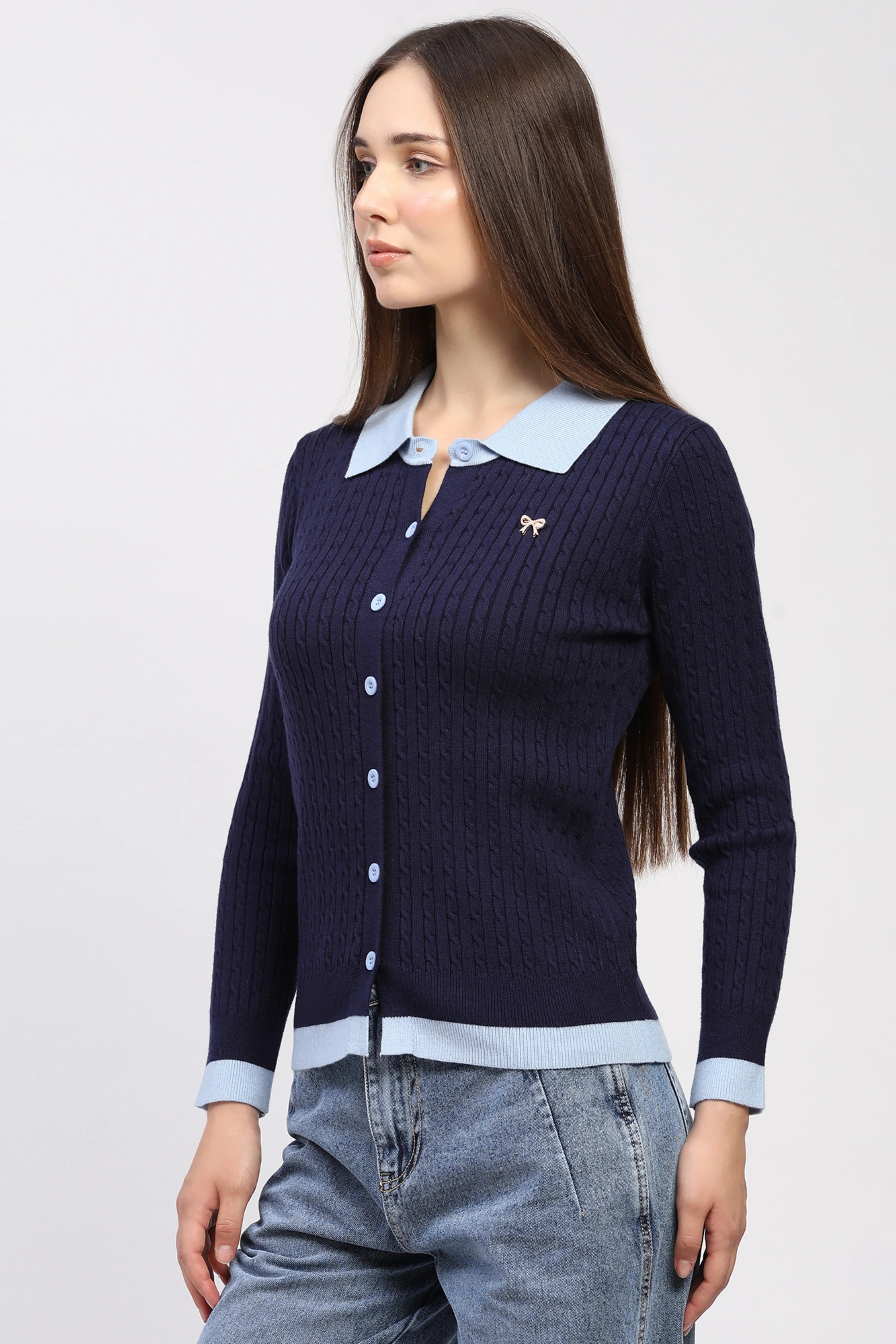 Navy Contrast Collar Pullover