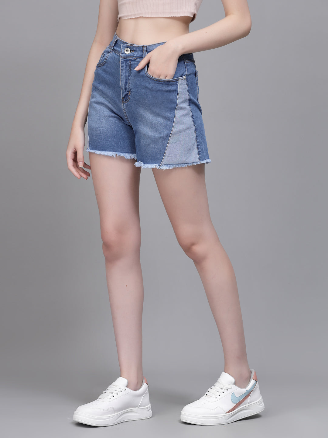 Women Blue Denim Solid Frayed Shorts - Global Republic