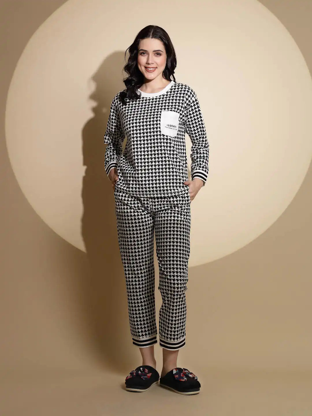 Black Hosiery Abstract Print Top & Pyjama Night Suit Set