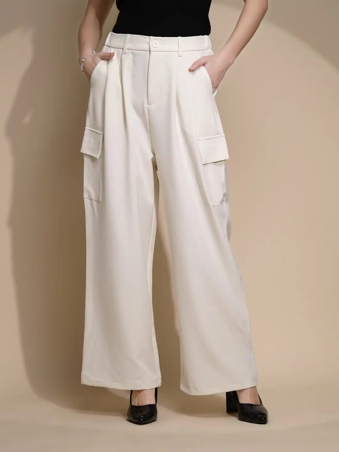 Women Off White Solid Mid Rise Trouser