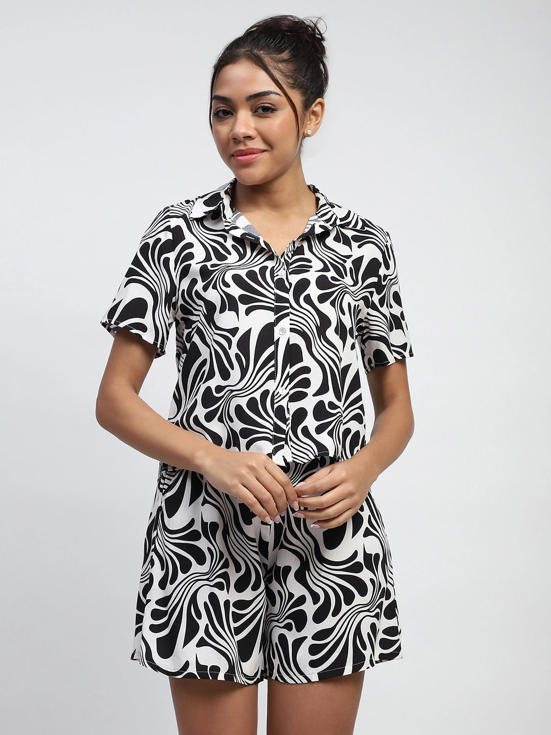 Black Rayon Abstract Print Nightsuit