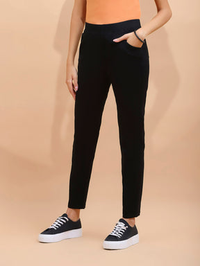 Black High Rise Stretchable Ankle Length Jegging