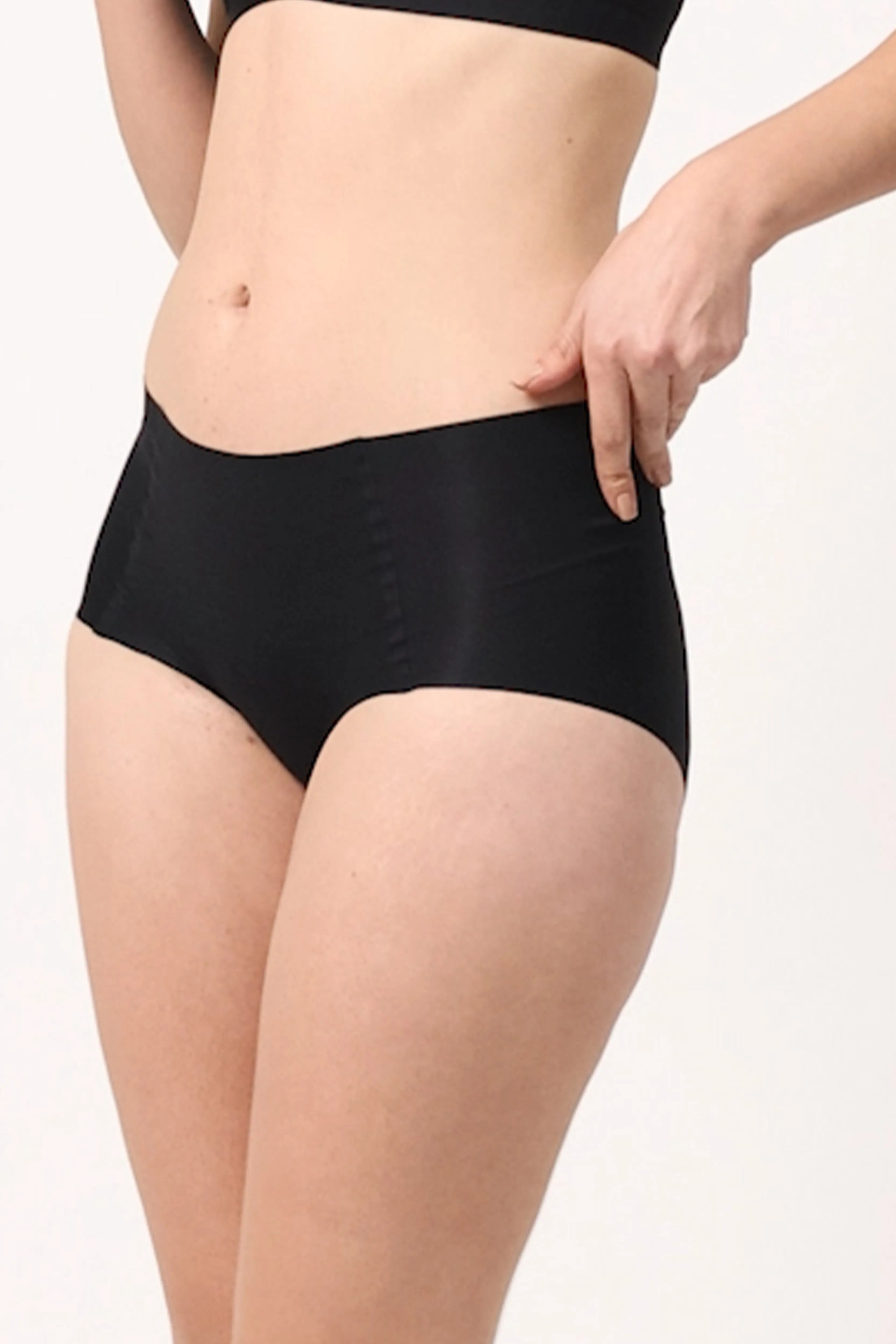 Black Seamless Panty