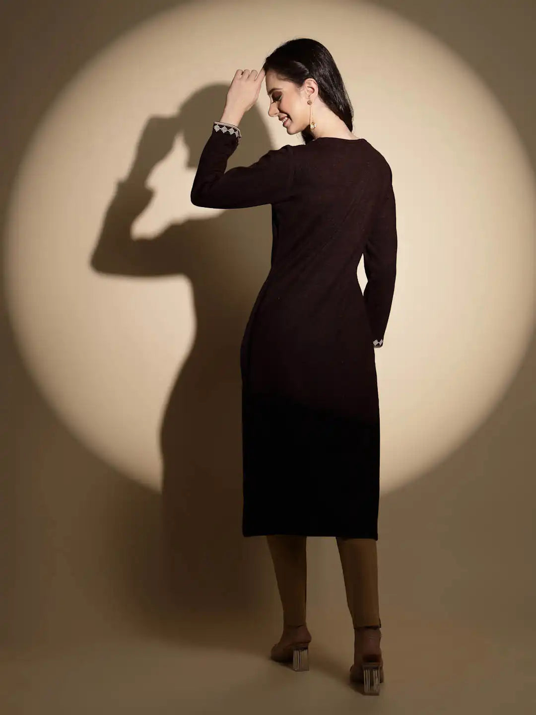 Wine Embroidered Full Sleeve Raglan Cut Crew Neck Woolen Kurta - Global Republic