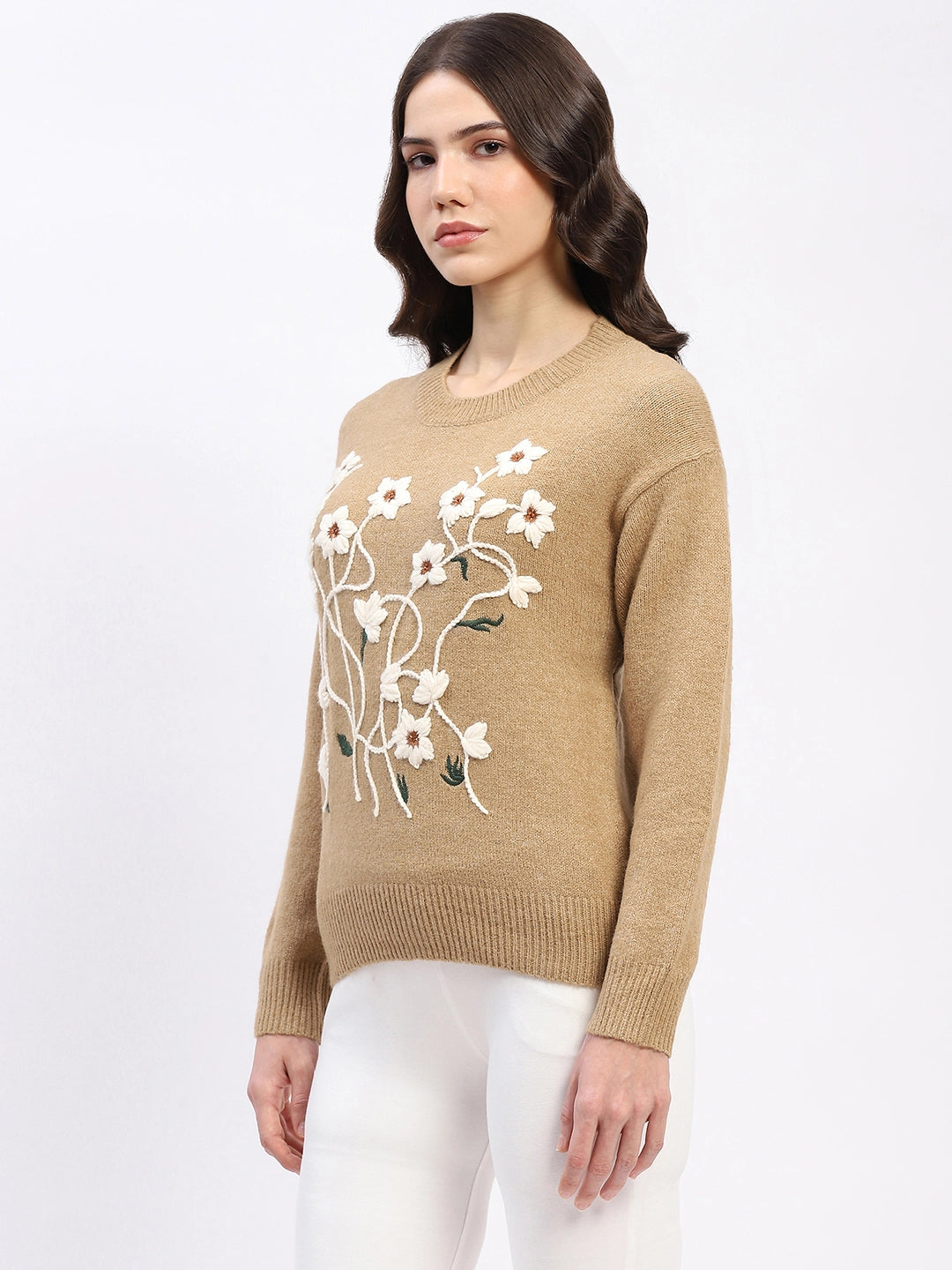 Floral Embroidered Pullover - Global Republic