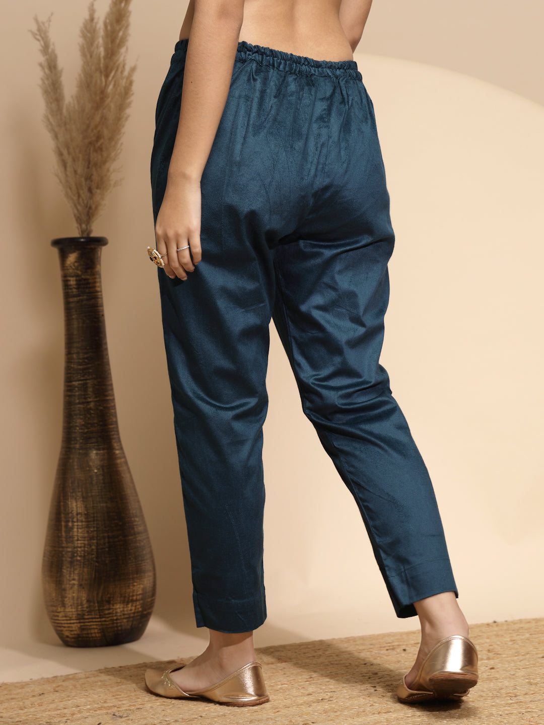 Blue Solid Woolen Blend High Rise Regular fit Pants For Women
