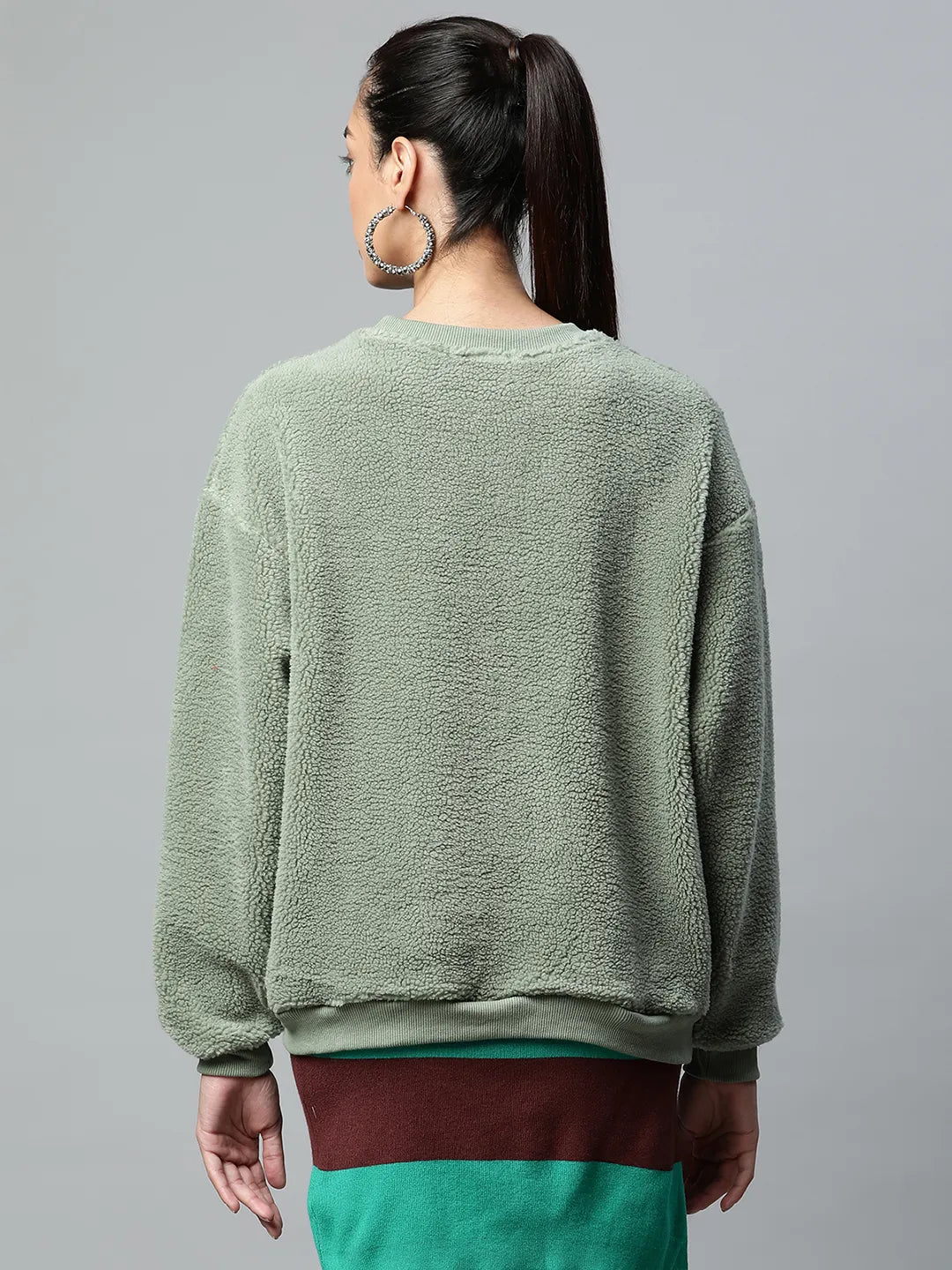 Women Round Neck Solid Regular fit Fleece Sweatshirt