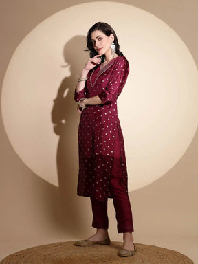 Purple Embellished Three Fourth Sleeve V Neck Kurta Set