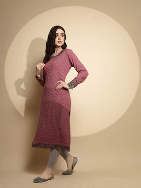 Pink Embellished Full Sleeve Crew Neck Woolen Kurta